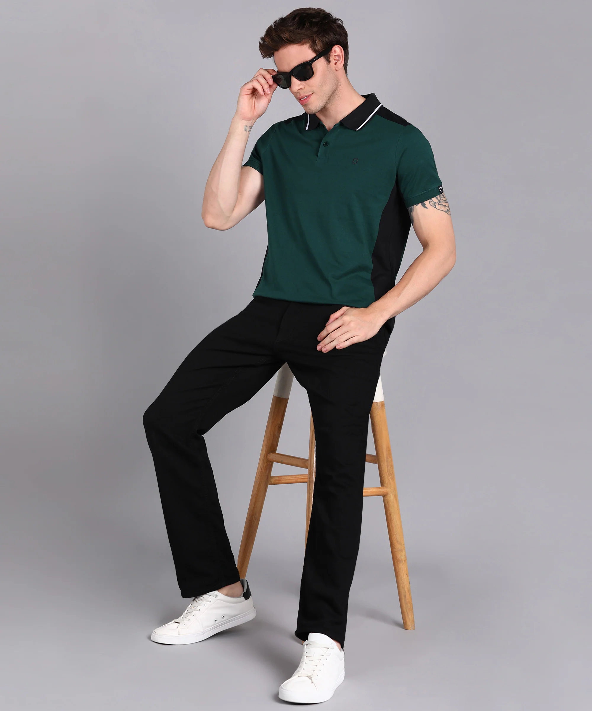 Men's Green, Black Colour-Block Slim Fit Half Sleeve Cotton Polo T-Shirt - Image 4