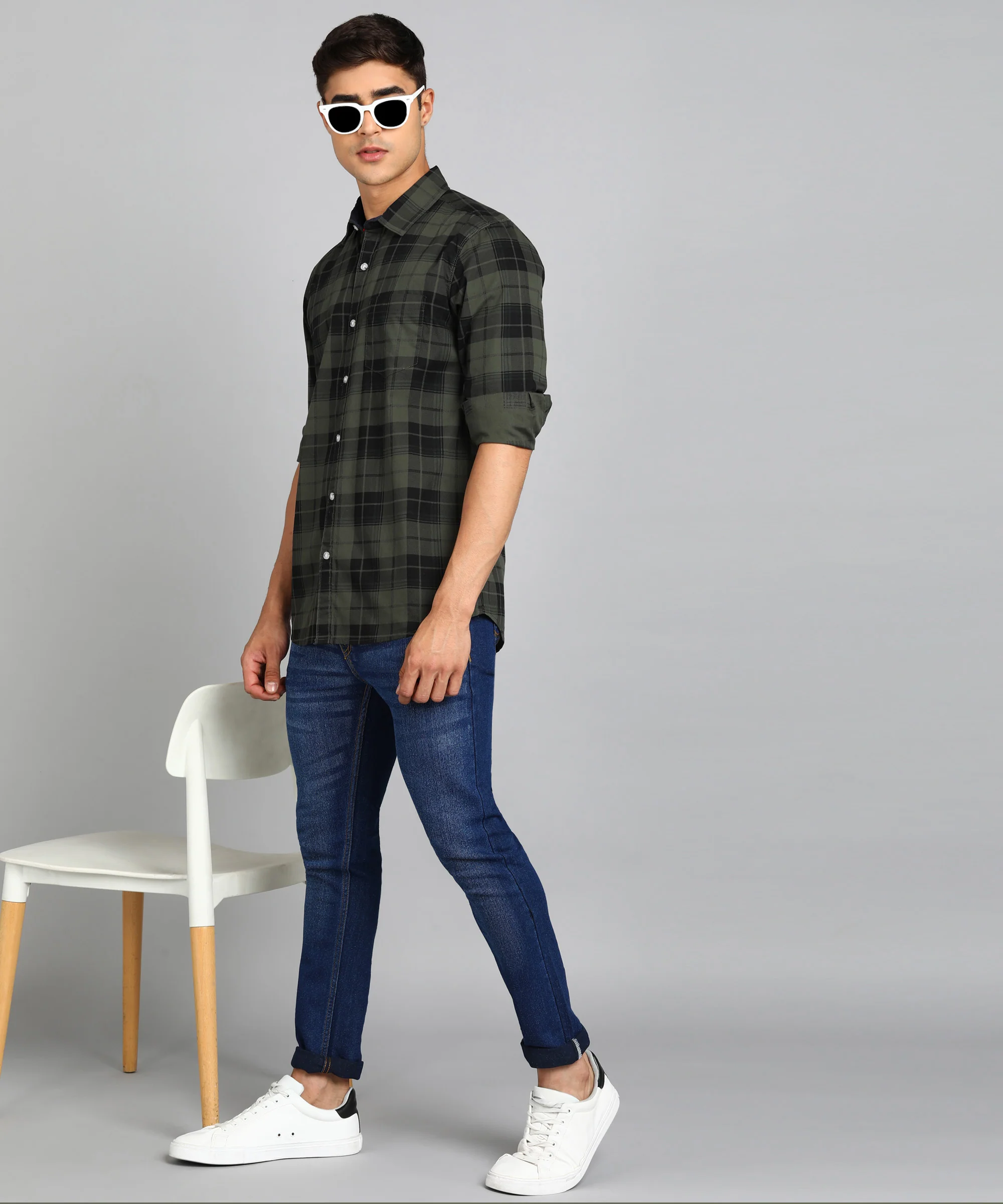 Men's Green Cotton Full Sleeve Slim Fit Casual Checkered Shirt - Image 4