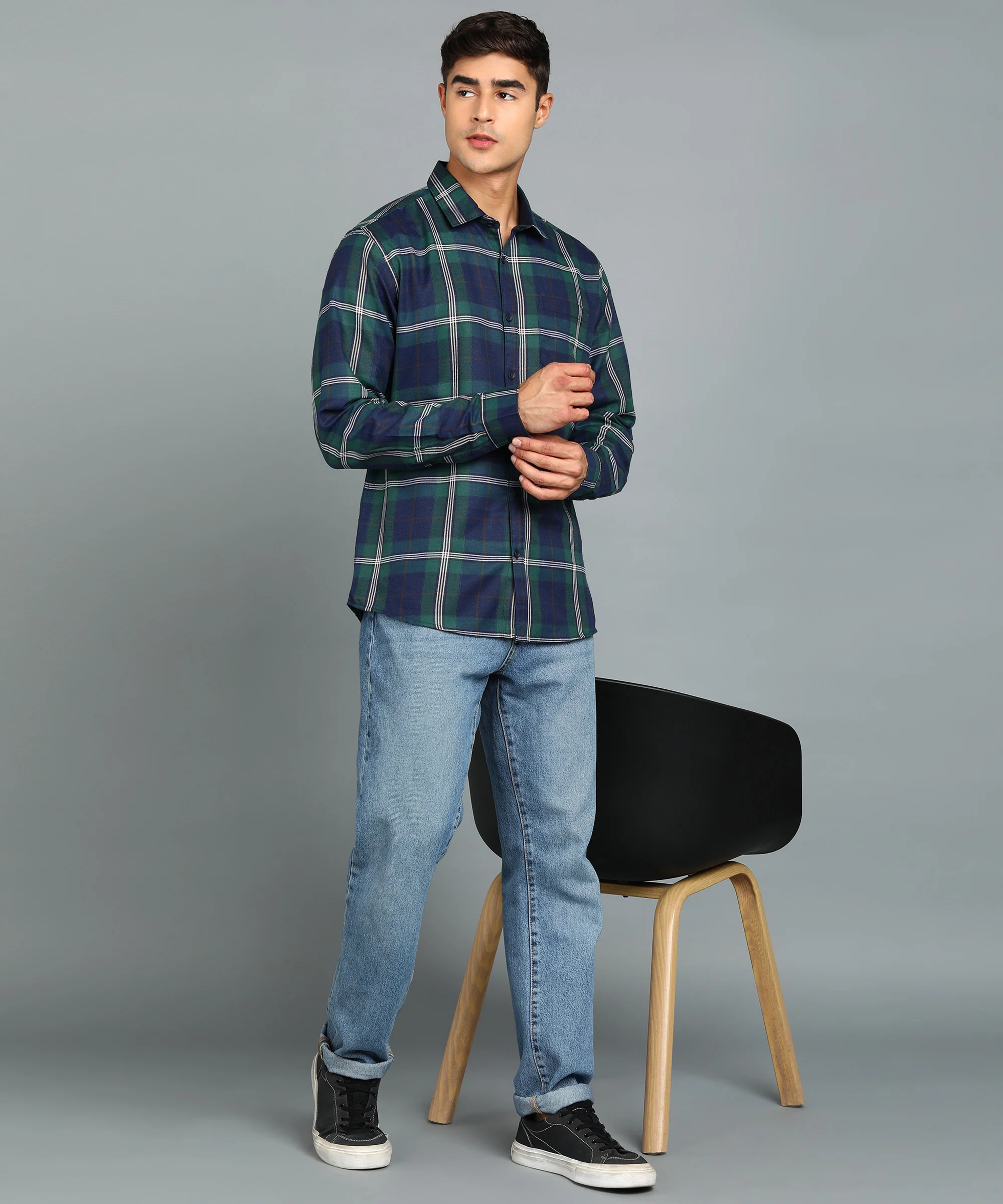 Men's Green Cotton Full Sleeve Slim Fit Casual Checkered Shirt - Image 4