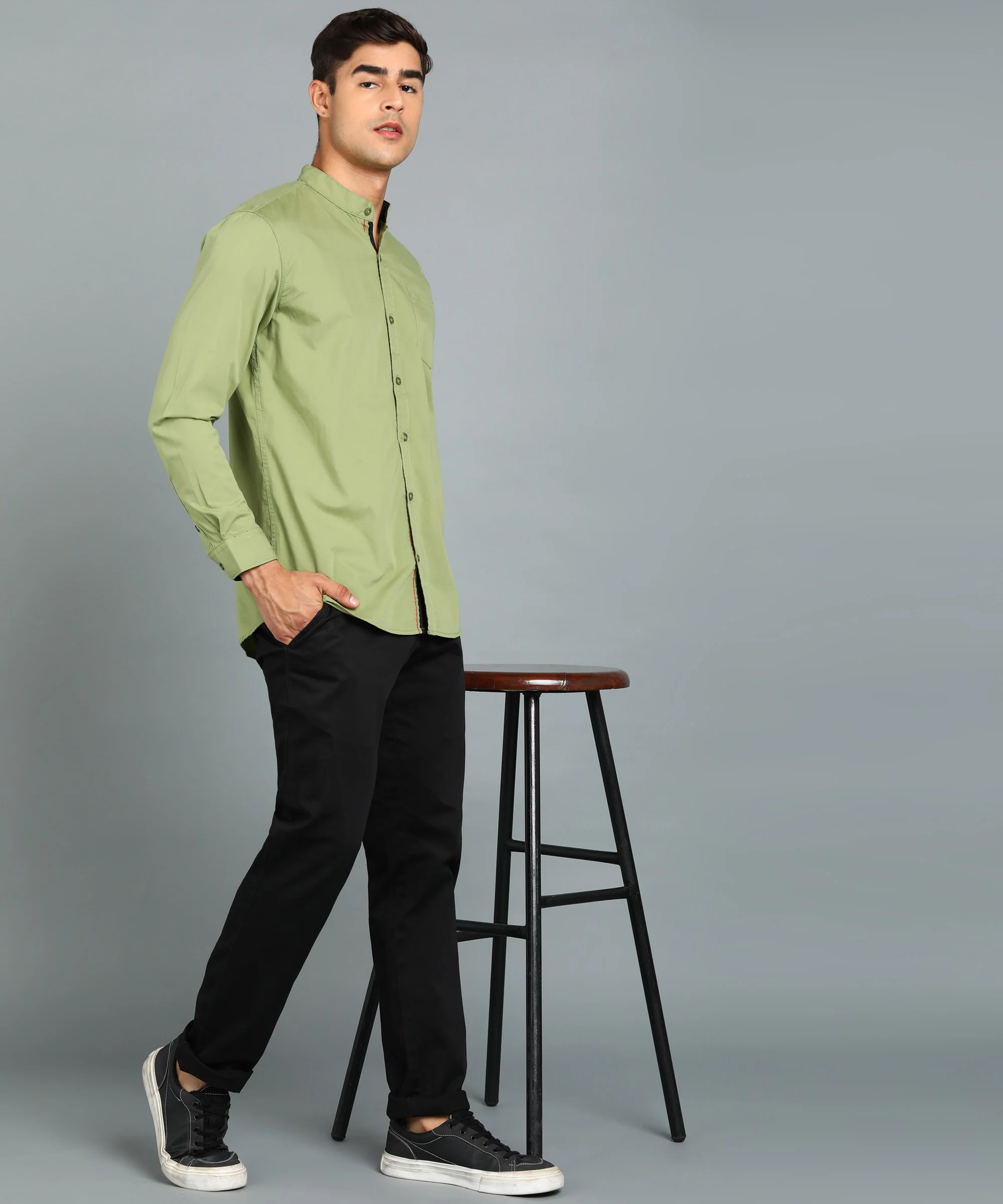 Men's Green Cotton Full Sleeve Slim Fit Solid Shirt with Mandarin Collar - Image 4
