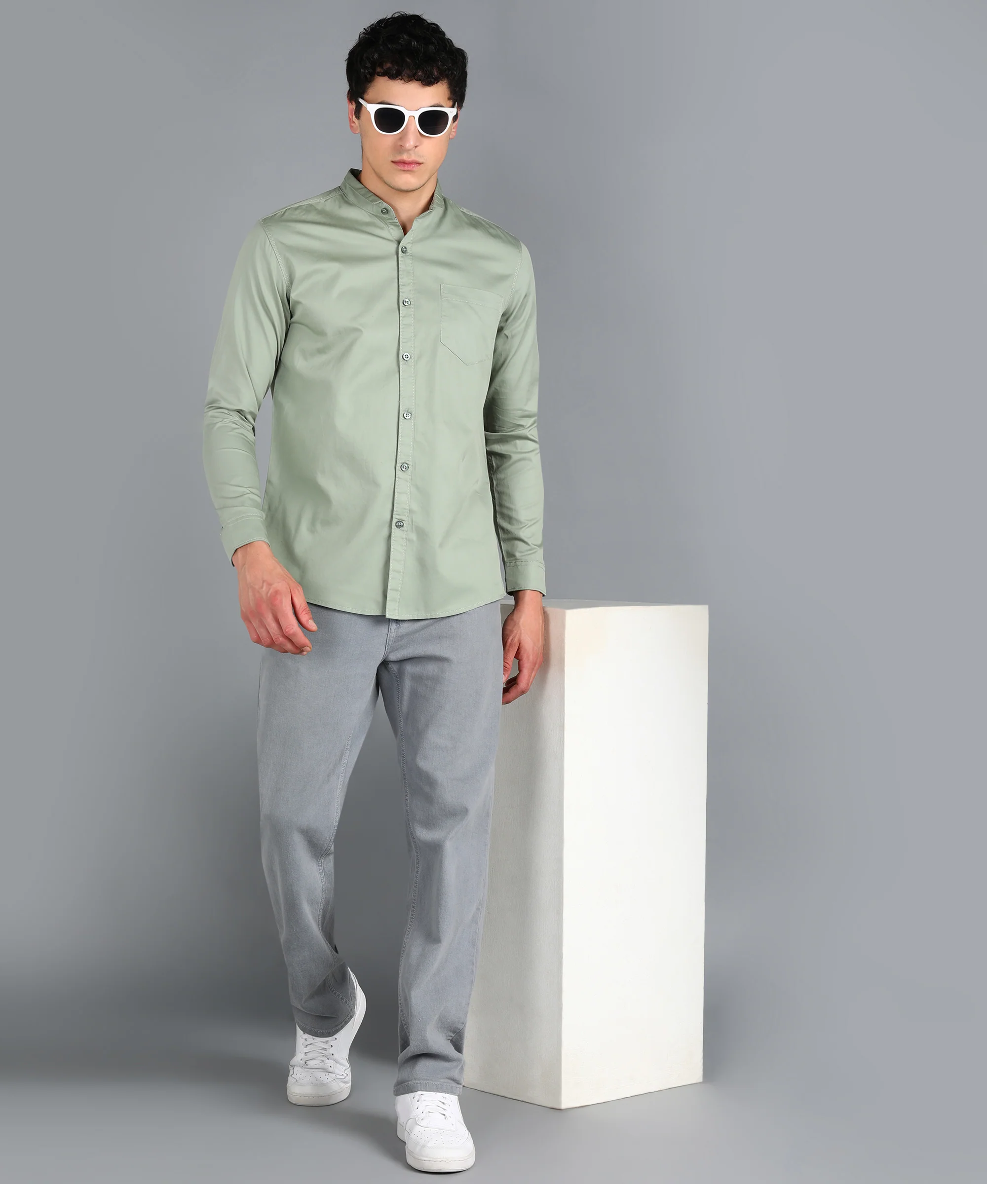 Men's Green Cotton Full Sleeve Slim Fit Solid Shirt with Mandarin Collar - Image 4