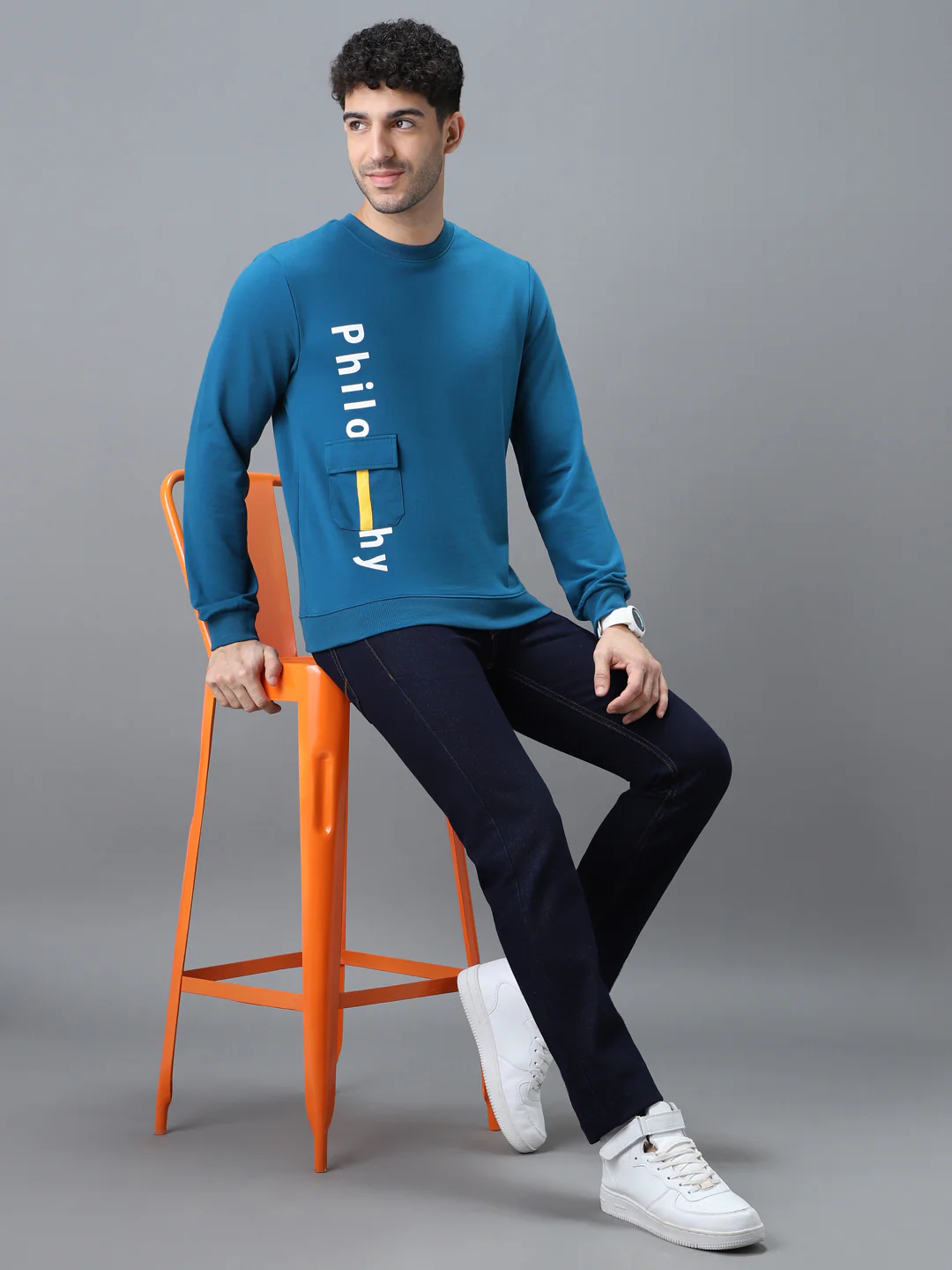 Men's Green Cotton Graphic Print Round Neck Sweatshirt - Image 4