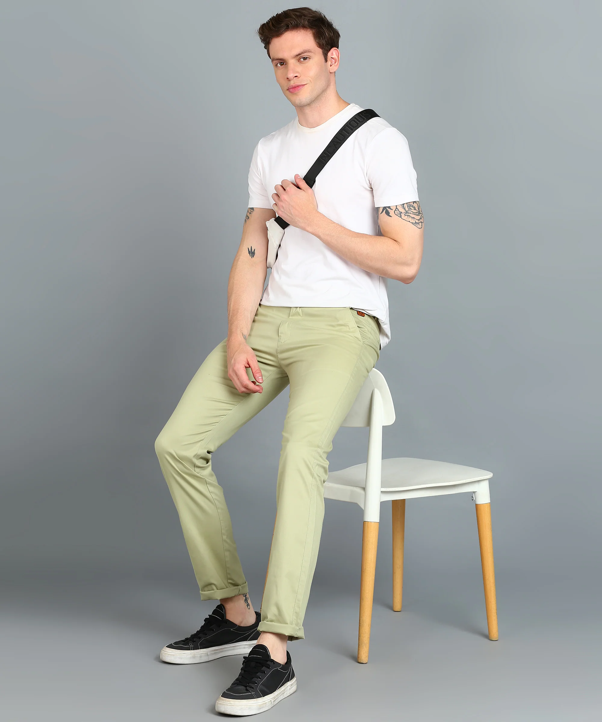 Men's Green Cotton Slim Fit Casual Chinos Trousers - Image 5