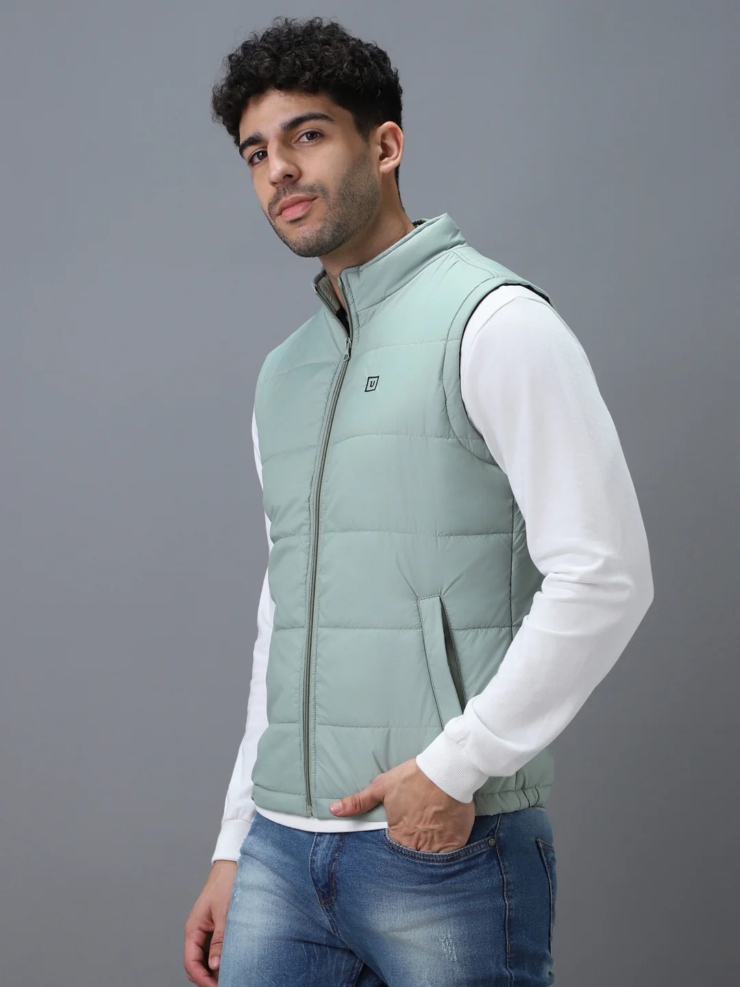 Men's Green Sleeveless Zippered Puffer Jacket - Image 3