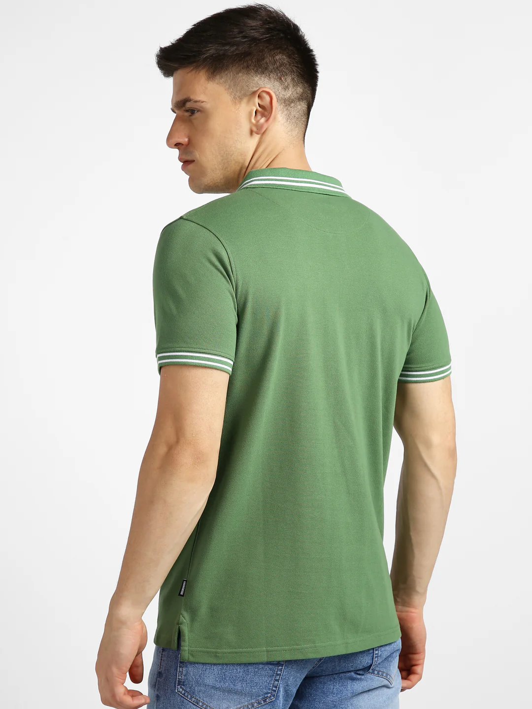 Men's Green Solid Slim Fit Half Sleeve Cotton Polo T-Shirt - Image 3