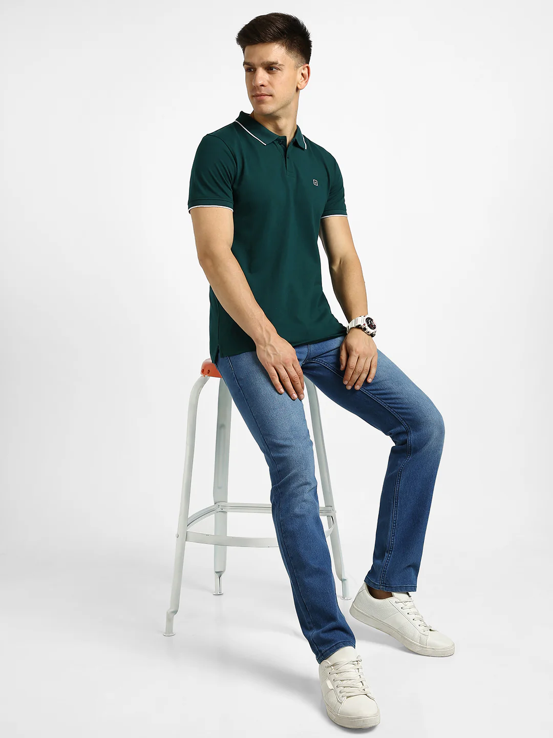 Men's Green Solid Slim Fit Half Sleeve Cotton Polo T-Shirt - Image 4