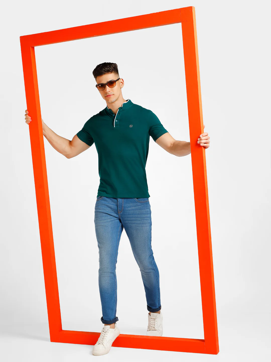 Men's Green Solid Slim Fit Half Sleeve Cotton Polo T-Shirt with Mandarin Collar - Image 4