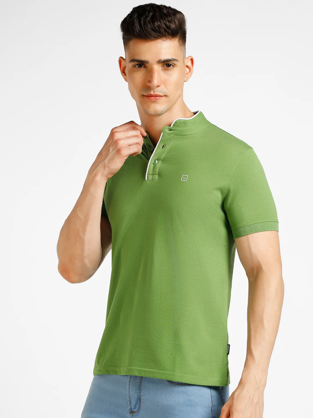 Men's Green Solid Slim Fit Half Sleeve Cotton Polo T-Shirt with Mandarin Collar - Image 2