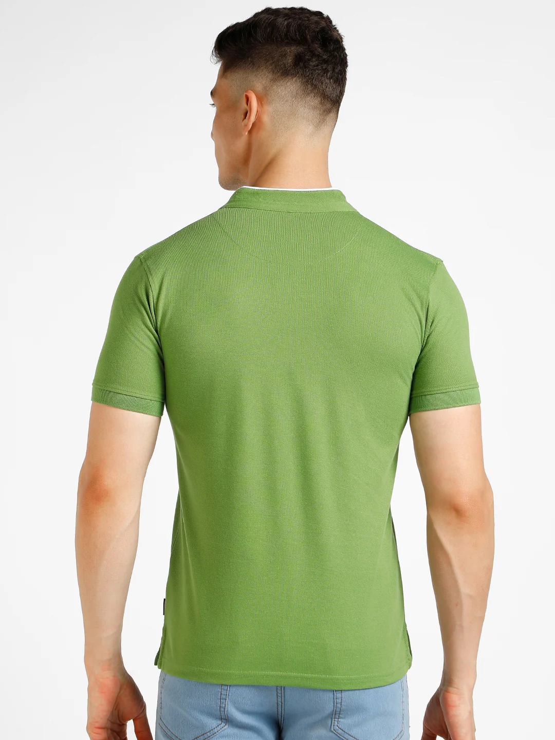 Men's Green Solid Slim Fit Half Sleeve Cotton Polo T-Shirt with Mandarin Collar - Image 3