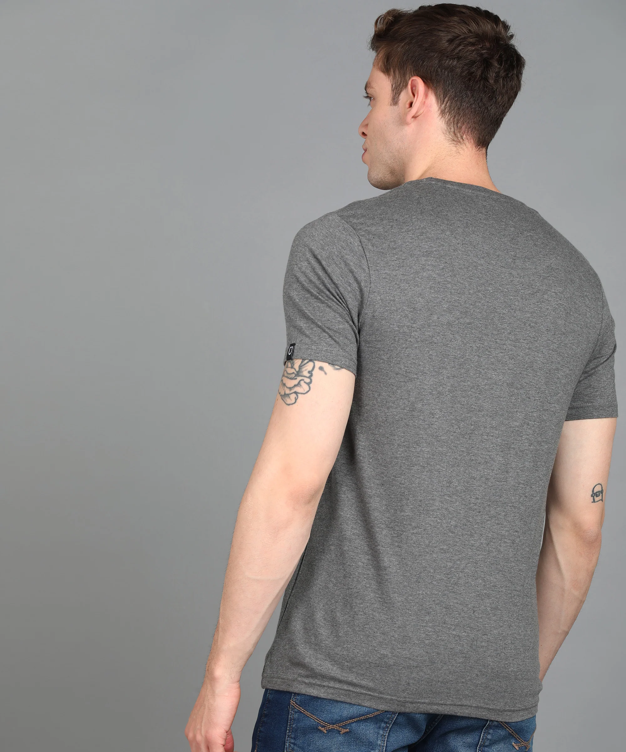 Urbano Fashion Men's Grey Graphic Printed Round Neck Half Sleeve Slim Fit Cotton T-Shirt - Image 3