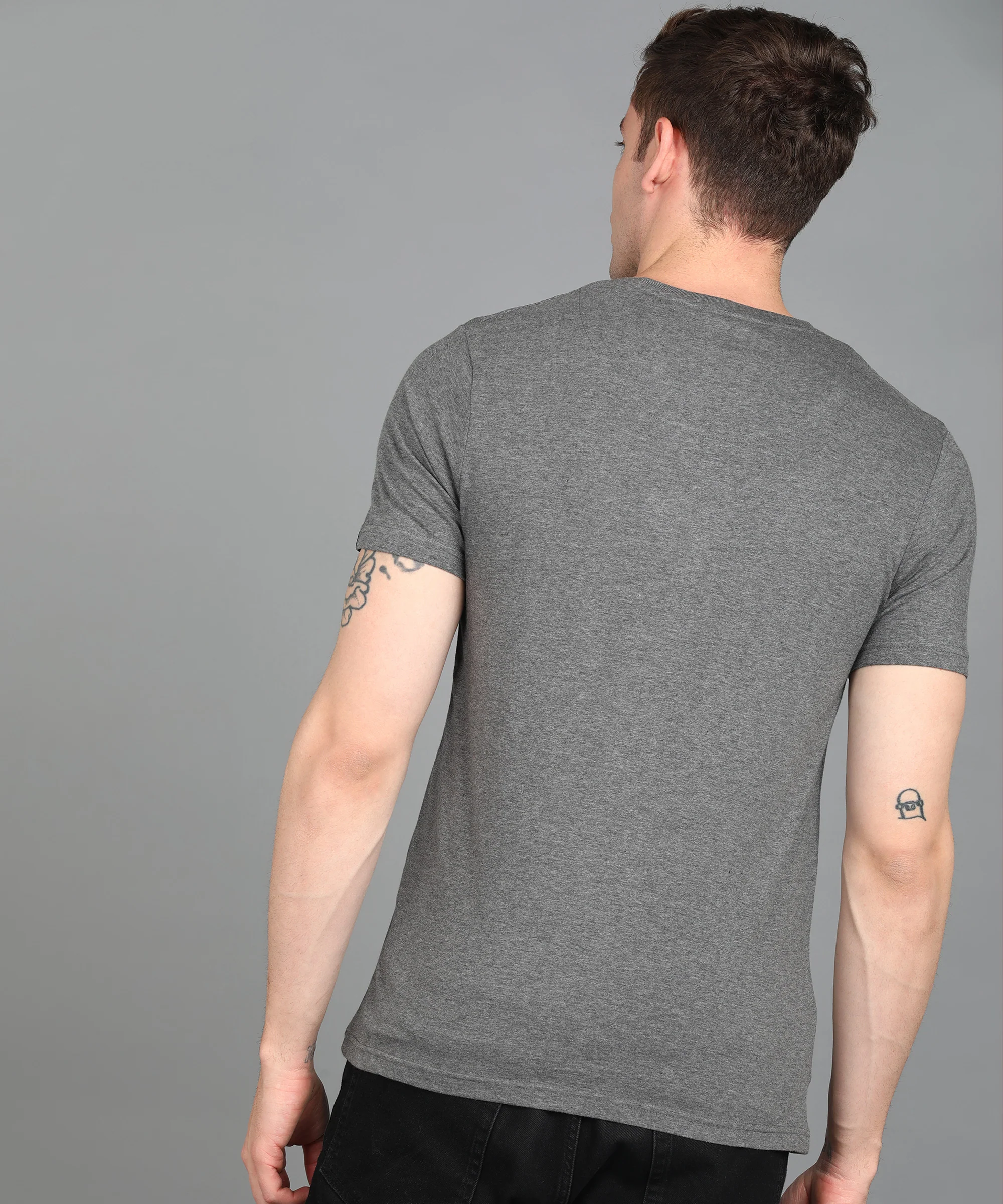 Urbano Fashion Men's Grey Graphic Printed Round Neck Half Sleeve Slim Fit Cotton T-Shirt - Image 3