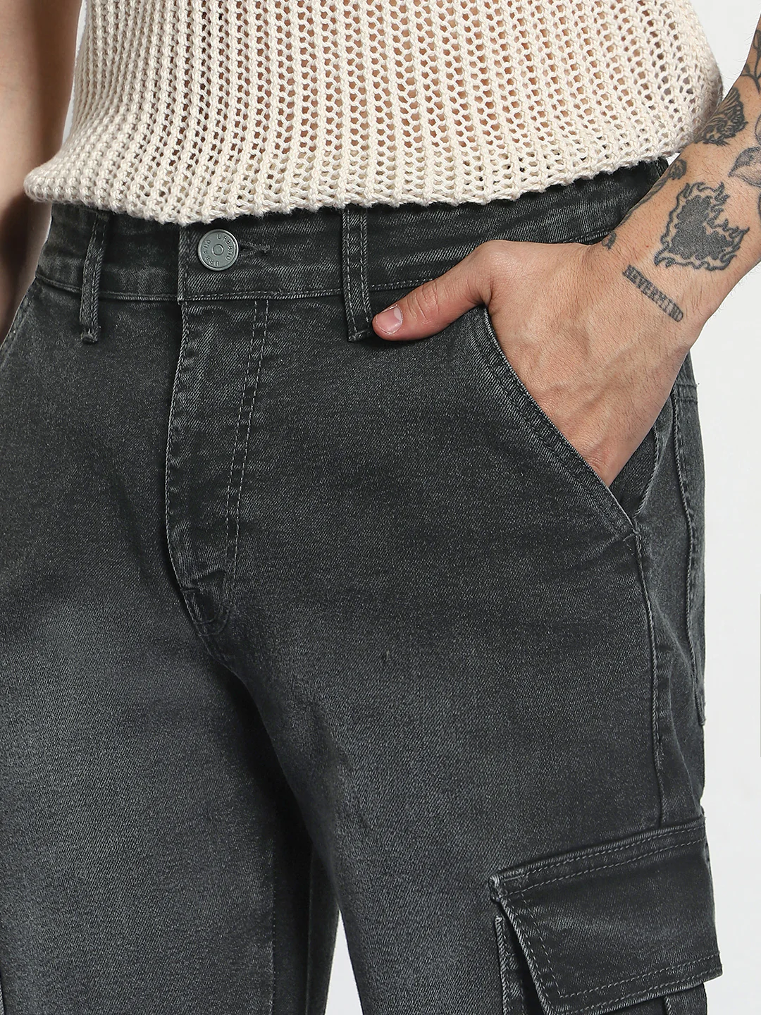 Men's Grey Regular Fit Washed Cargo Jeans With 6 Pockets Stretchable - Image 6