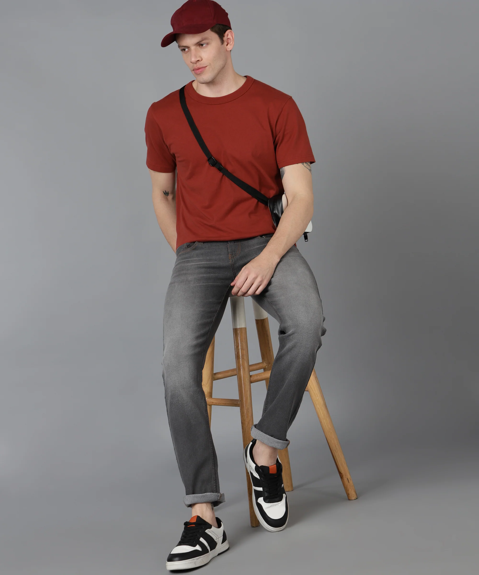 Men's Grey Regular Fit Washed Jeans Stretchable - Image 4