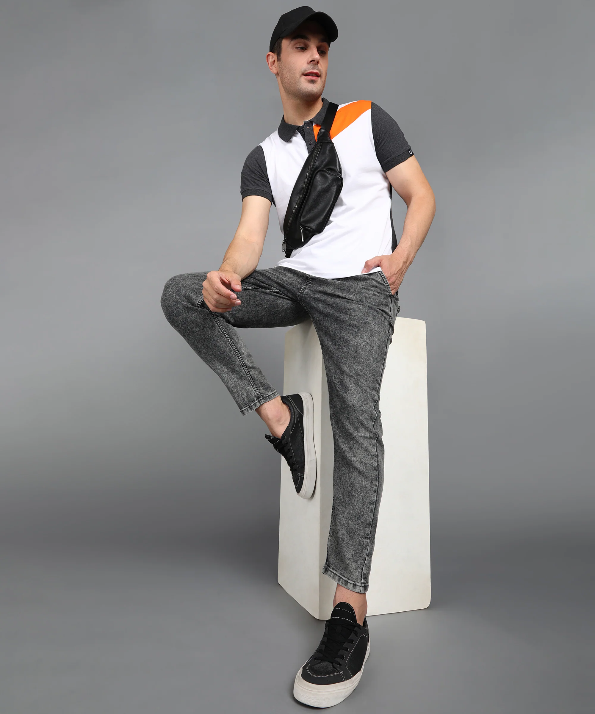 Men's Grey Regular Fit Washed Jogger Jeans Stretchable - Image 5