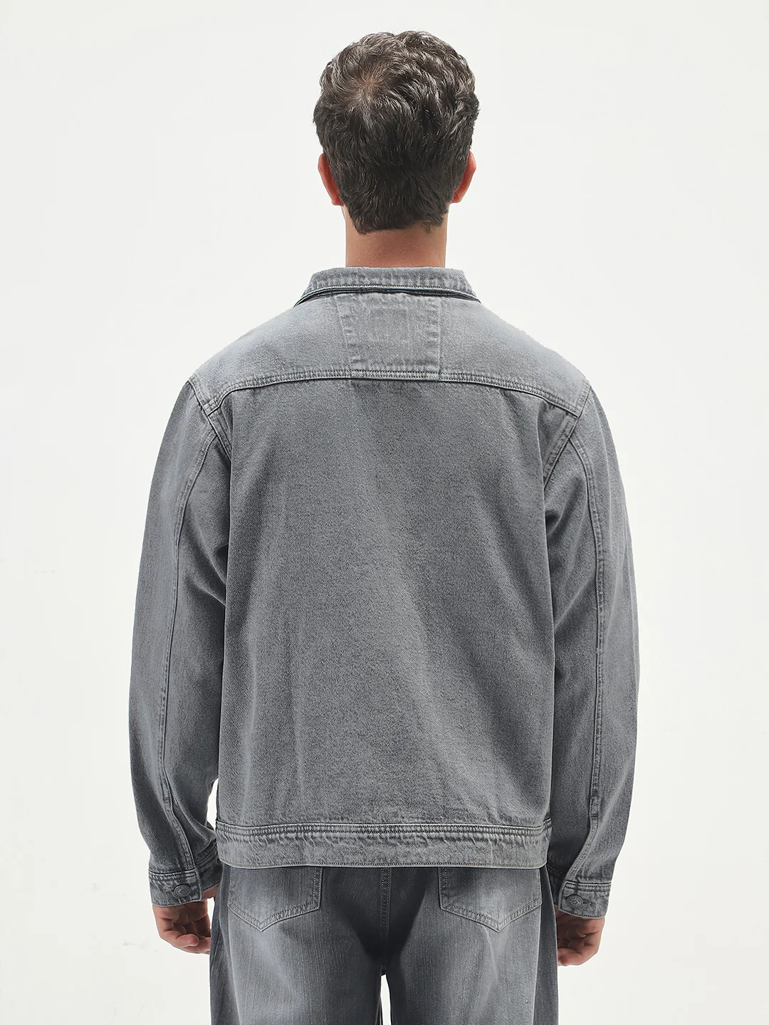 Men's Grey Relaxed Fit Full Sleeve Utility Denim Jacket - Image 3