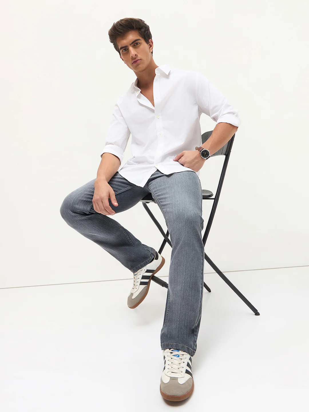Men's Grey Straight Fit Washed Denim Jeans Stretchable - Image 5