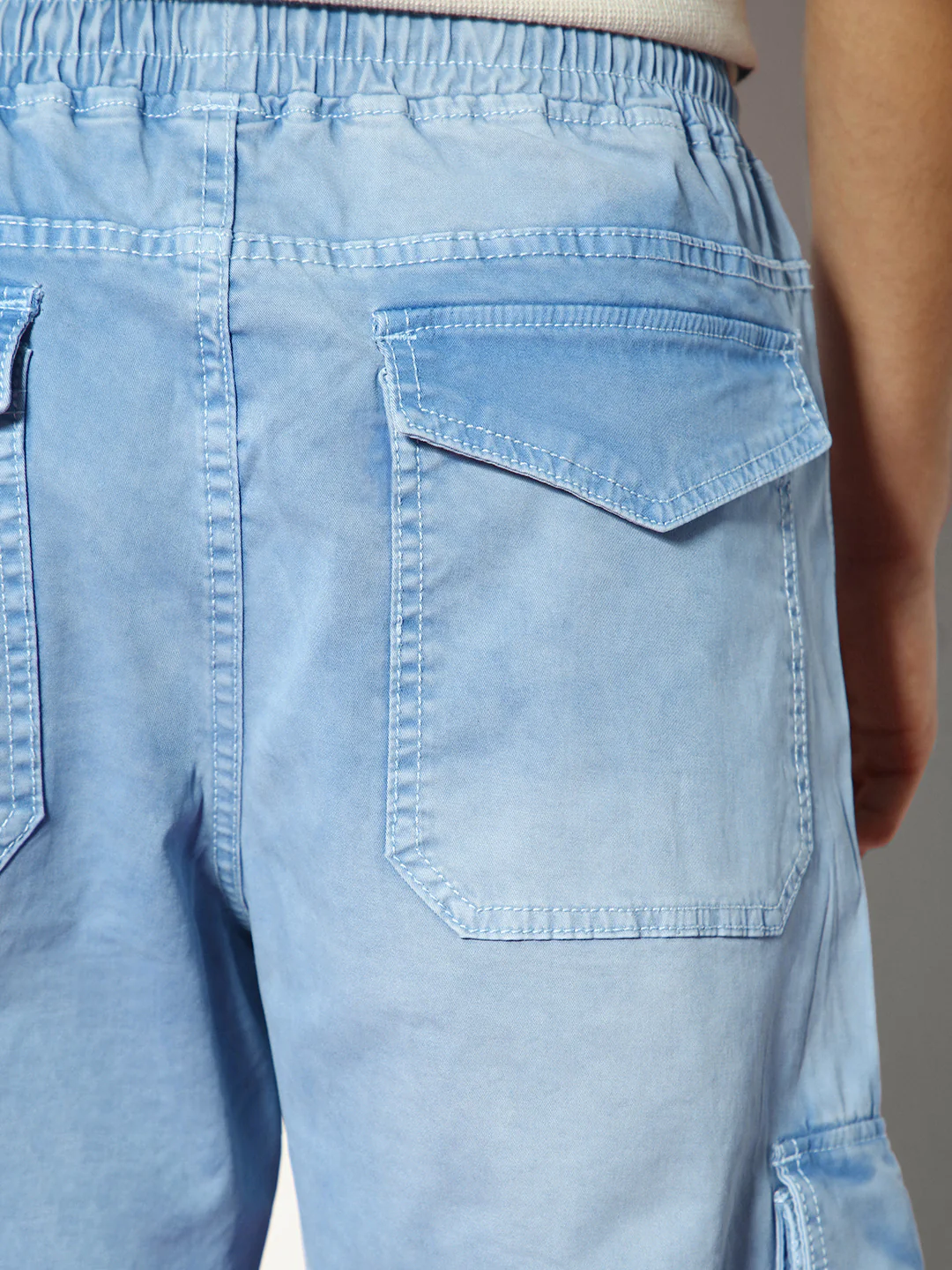 Men's Ice Blue Loose Baggy Fit Travel Cargo Jeans With 8 Pockets Stretchable - Image 6