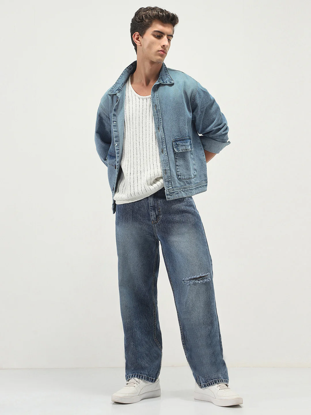 Men's Ice Blue Relaxed Fit Full Sleeve Utility Denim Jacket - Image 4