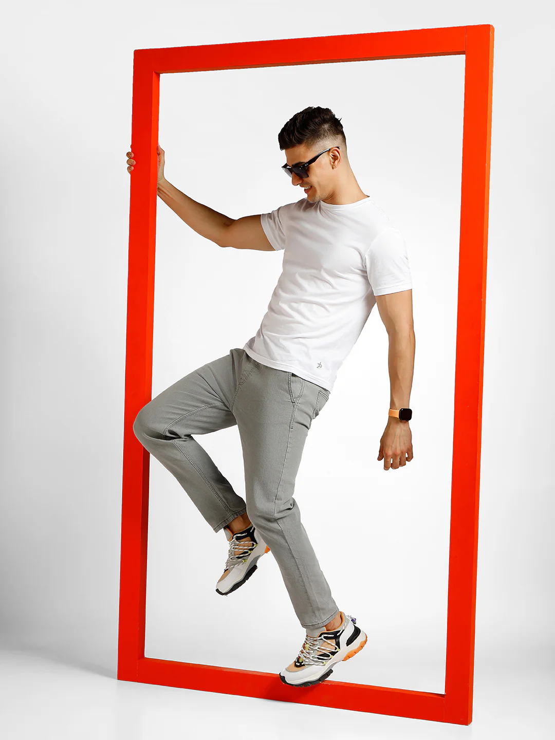 Men's Ice Grey Regular Fit Washed Jogger Jeans Stretchable - Image 4