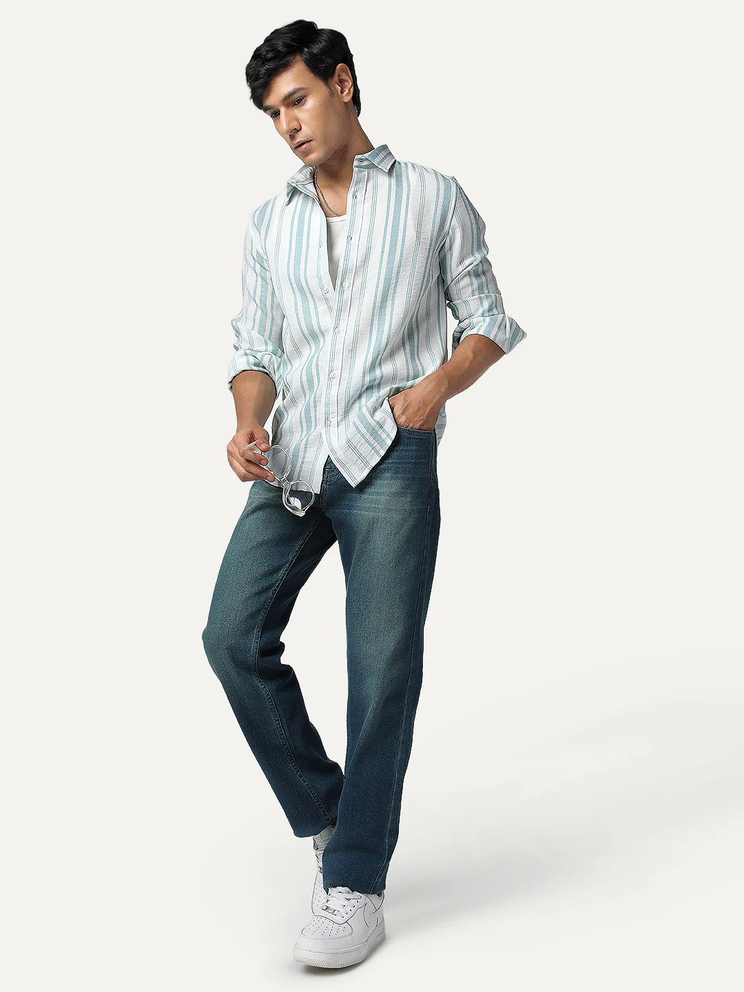 Men's Light Blue Cotton Full Sleeve Relaxed Fit Linen Striped Shirt with Spread Collar - Image 5
