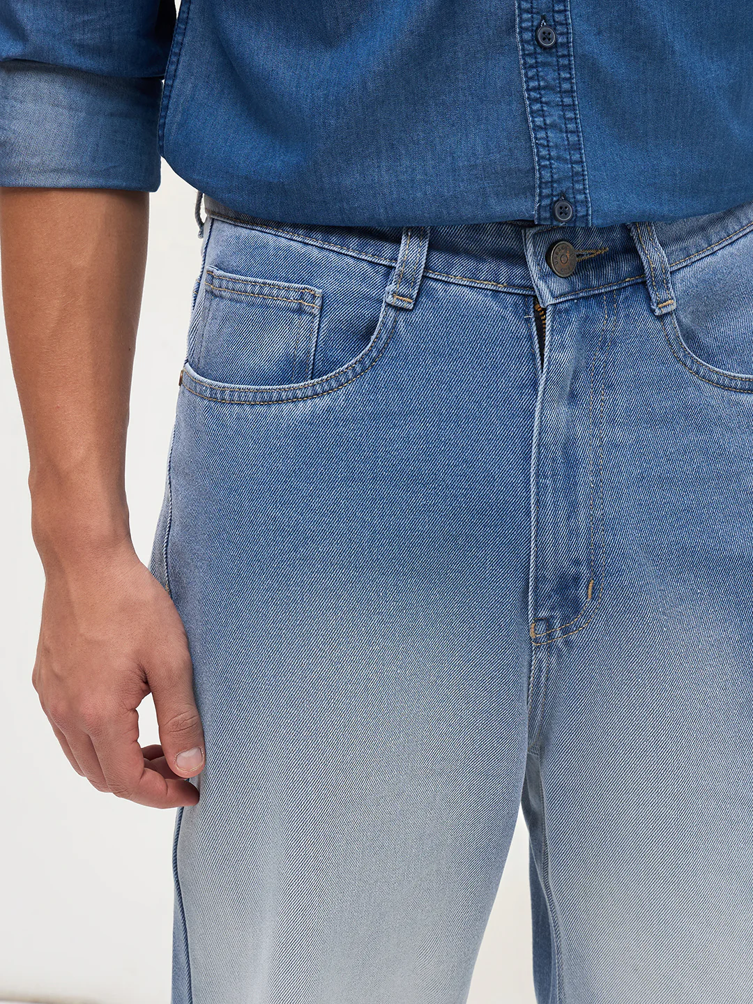 Men's Light Blue Loose Baggy Fit Heavy Washed Faded Denim Jeans Non-Stretchable - Image 4