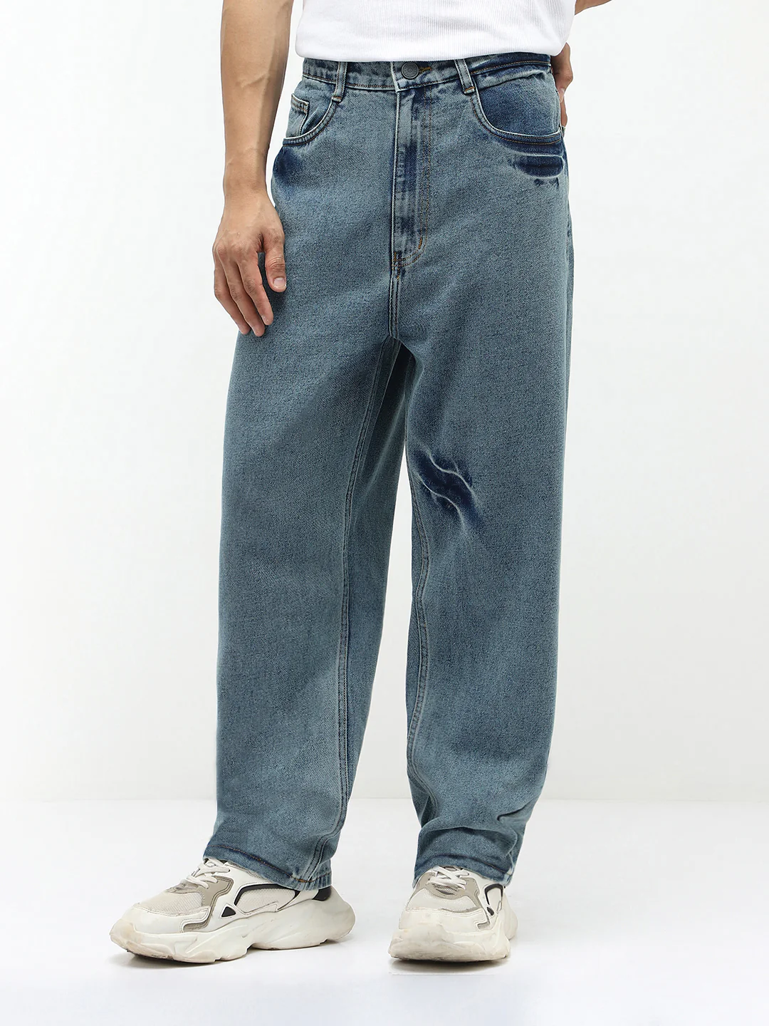 Men's Light Blue  Loose Baggy Fit Washed Jeans Non-Stretchable - Image 2
