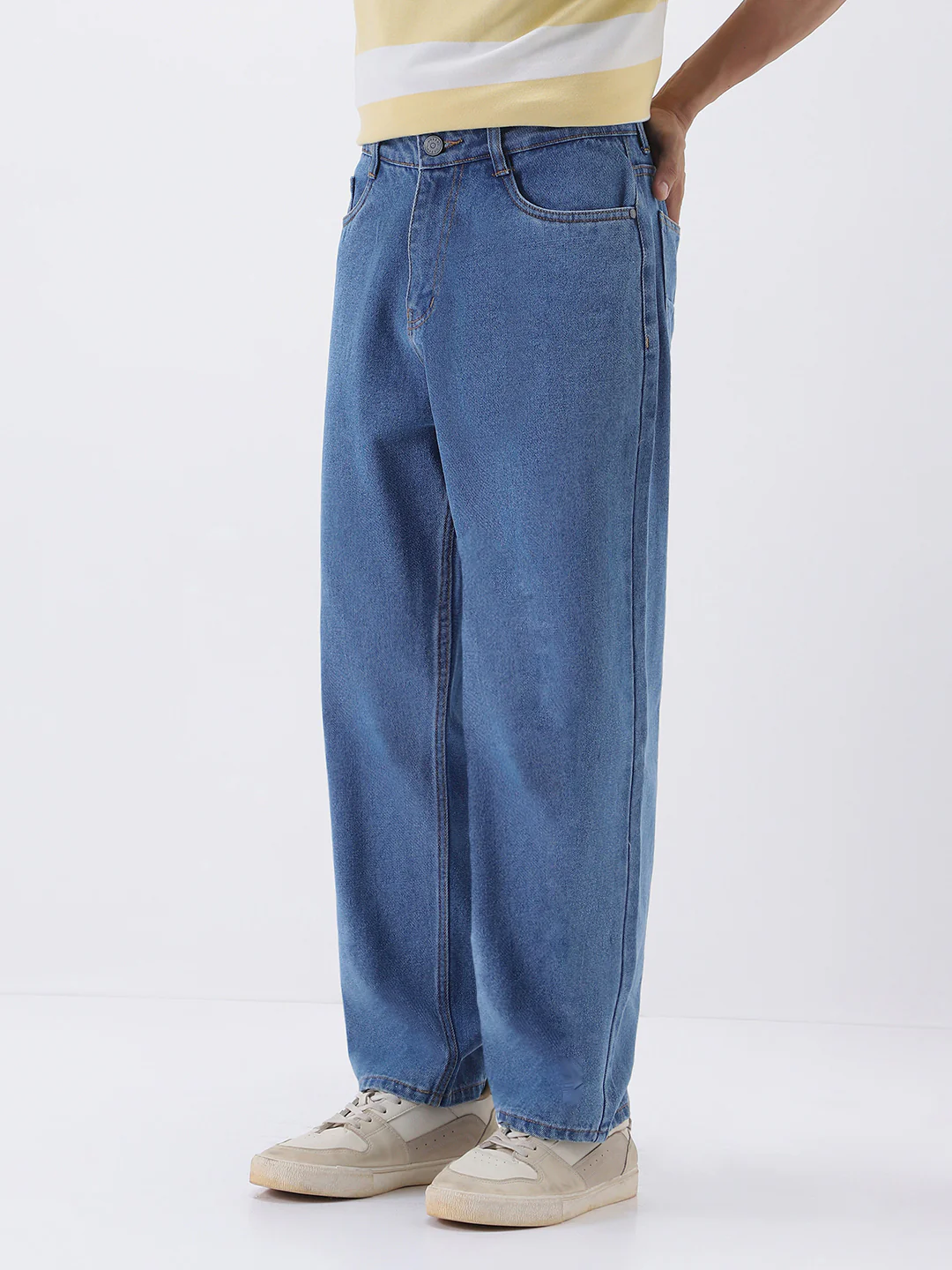 Men's Light Blue Loose Fit Washed Jeans Non-Stretchable - Image 2