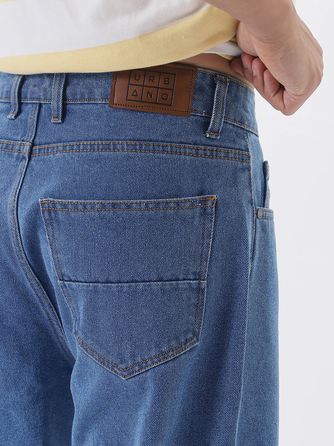 Men's Light Blue Loose Fit Washed Jeans Non-Stretchable - Image 6