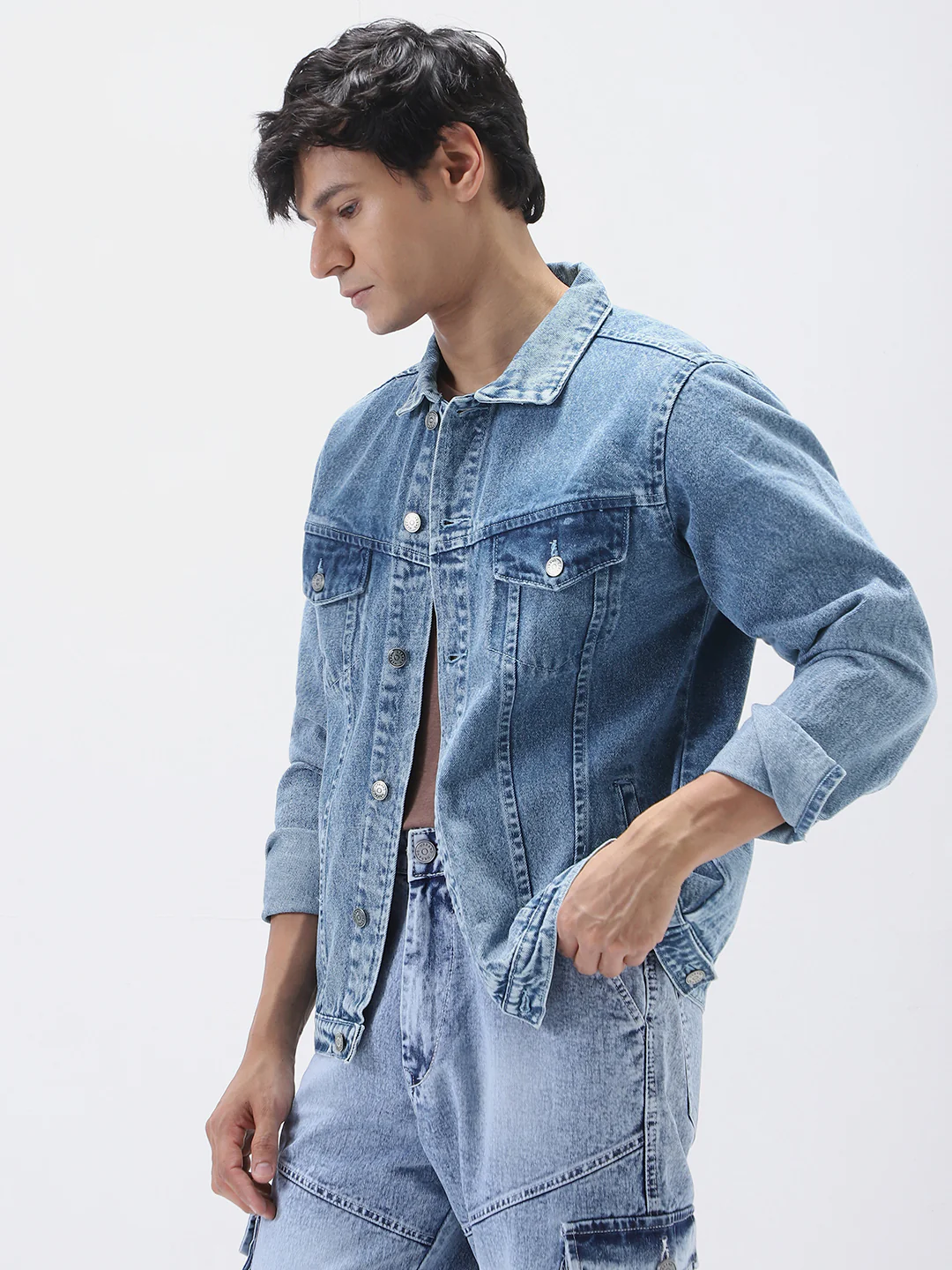 Men's Light Blue Regular Fit Washed Full Sleeve Denim Jacket - Image 3