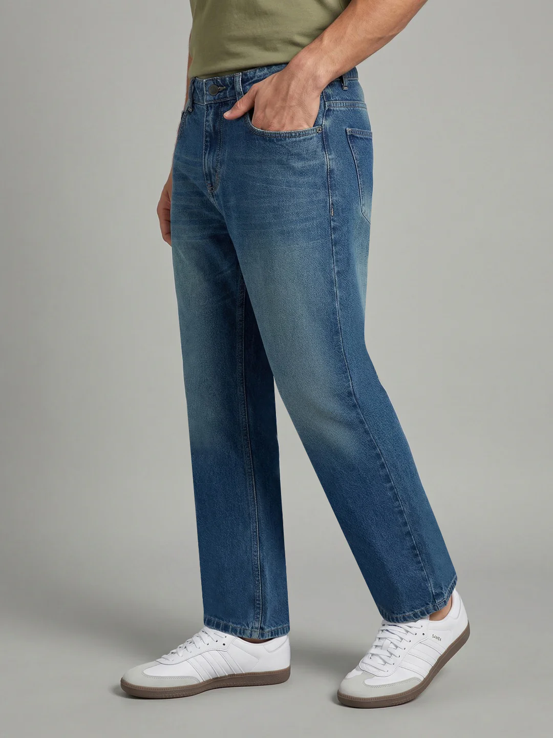 Men's Light Blue Relaxed Fit Washed Denim Jeans Non-Stretchable - Image 2