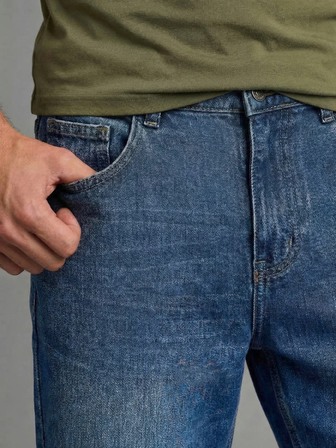 Men's Light Blue Relaxed Fit Washed Denim Jeans Non-Stretchable - Image 6