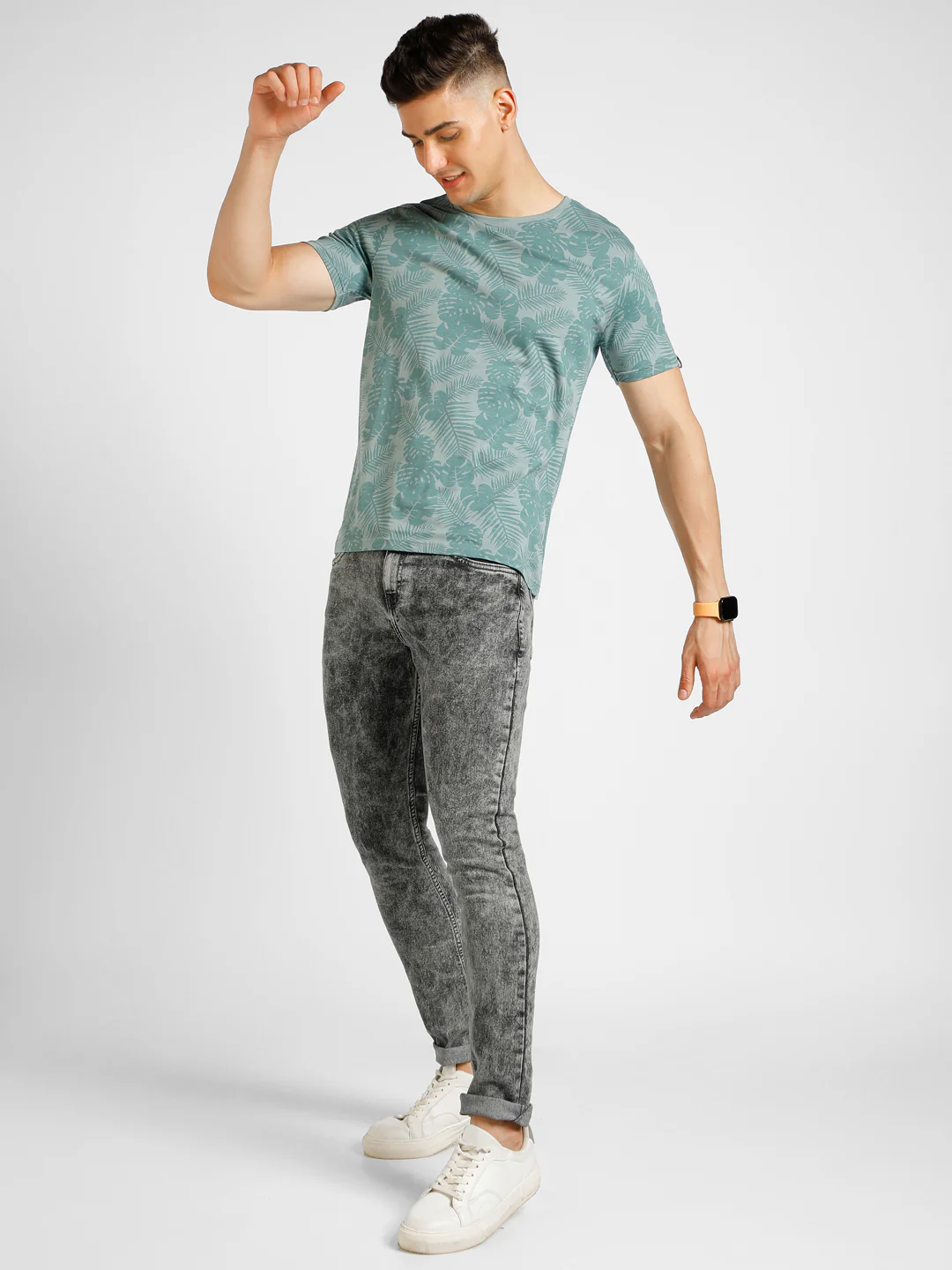 Men's Light Green Printed Round Neck Half Sleeve Slim Fit Cotton T-Shirt - Image 4