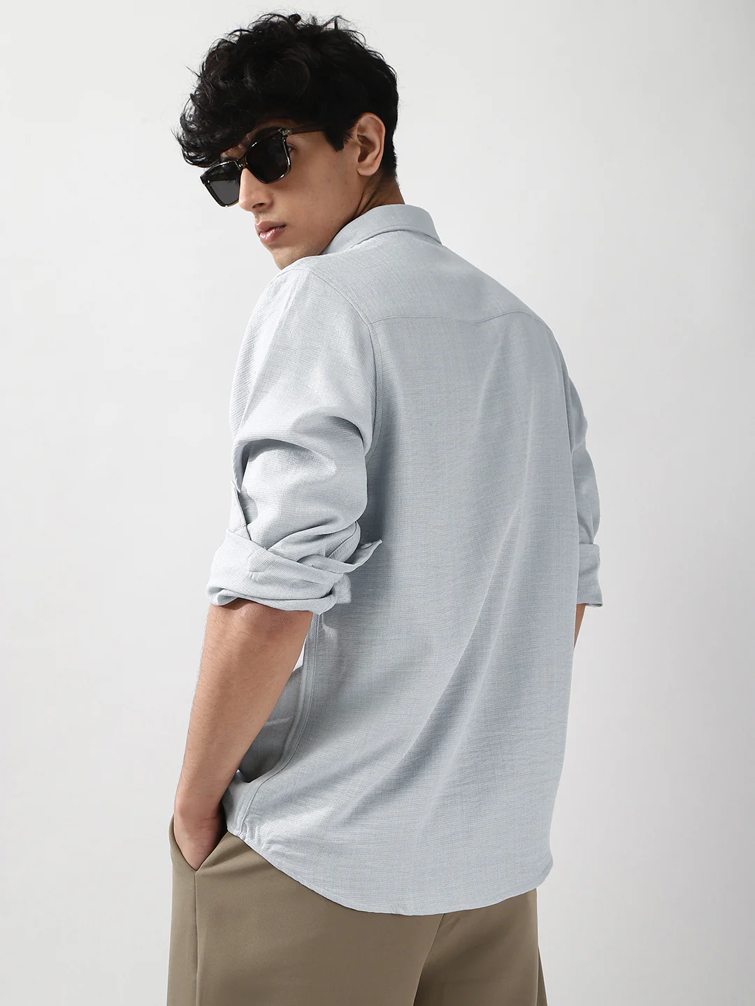 Men's Light Grey Linen Blend Full Sleeve Relaxed Fit Casual Solid Shirt - Image 3