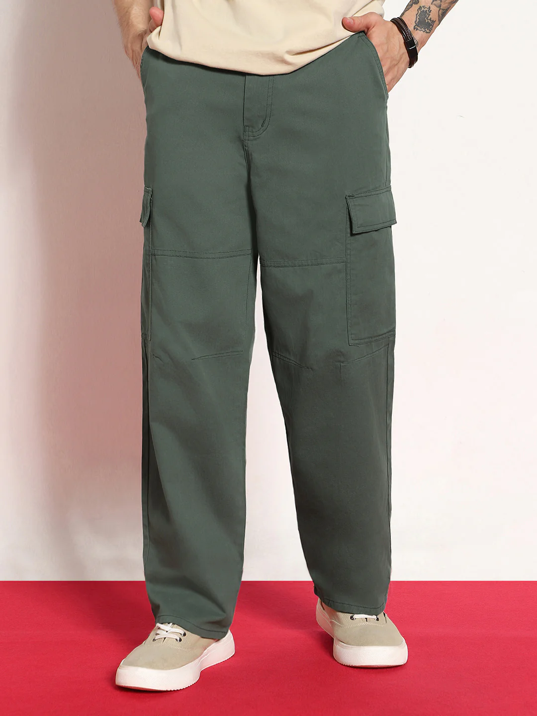 Men's Light Grey Loose Baggy Fit Solid Cargo Chino Pant with 6 Pockets Non-Stretchable - Image 2