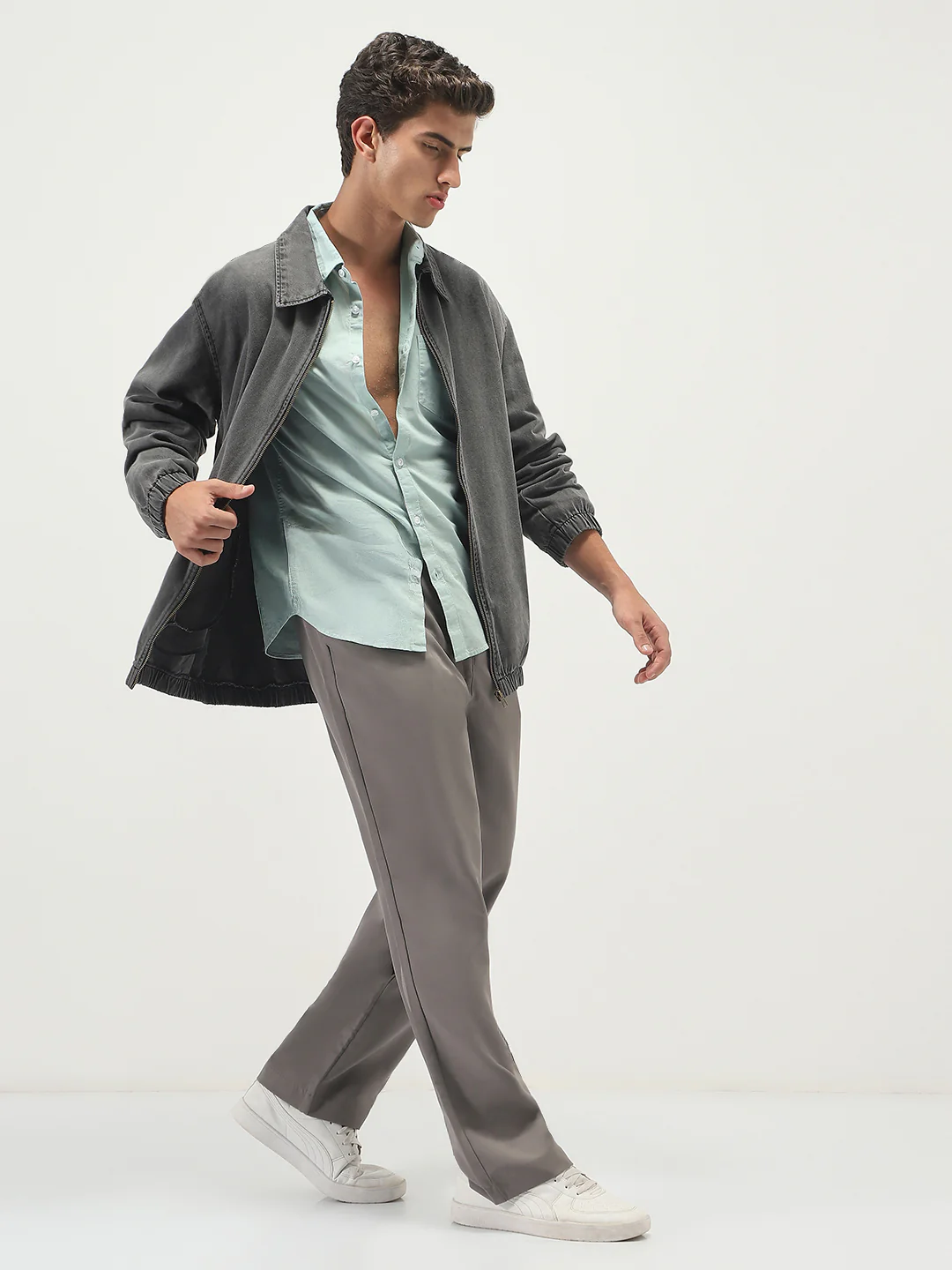 Men's Light Grey Relaxed Fit Full Sleeve Harrington Denim Jacket - Image 4