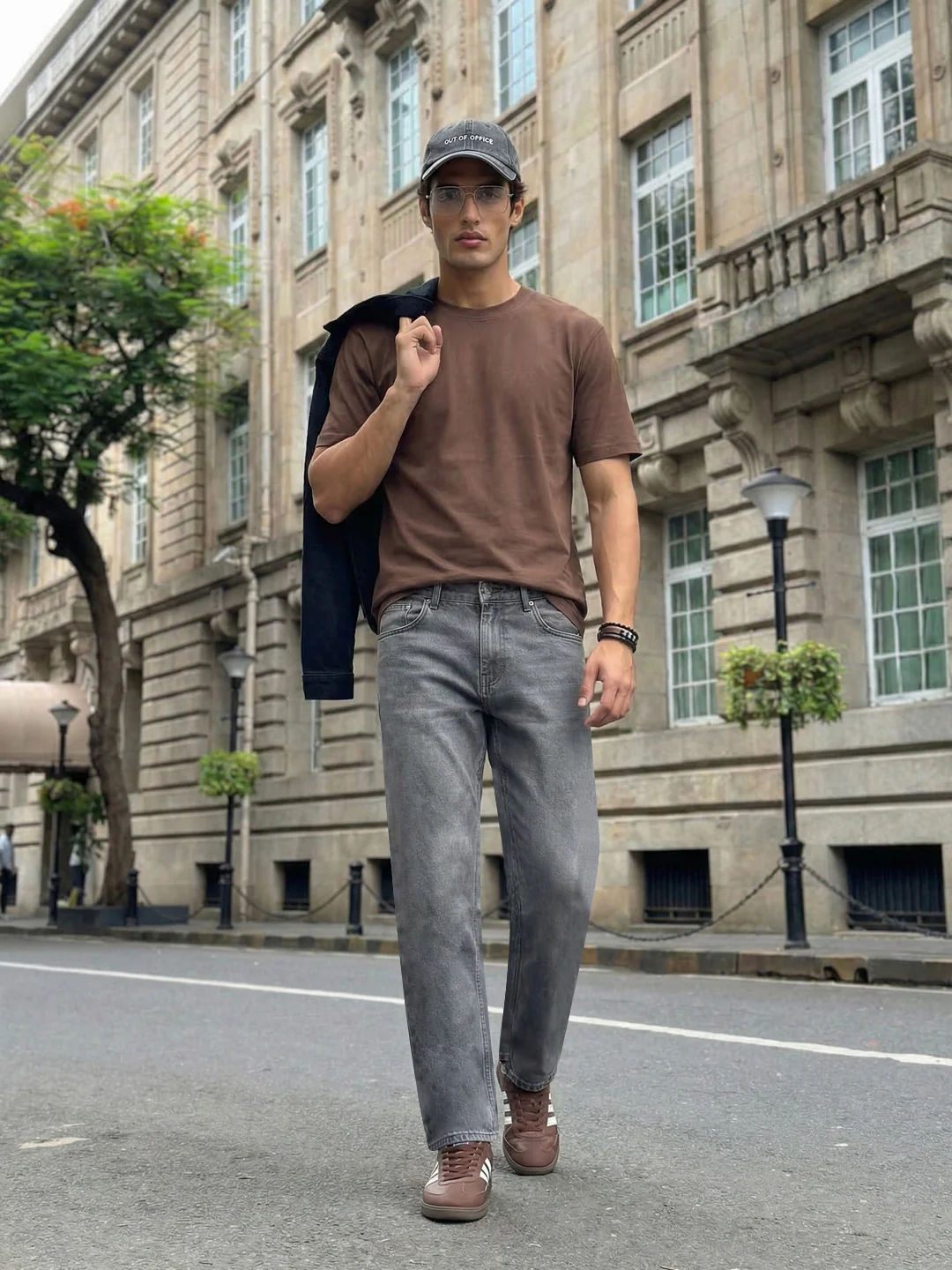 Men's Light Grey Relaxed Fit Washed Denim Jeans Non-Stretchable - Image 4