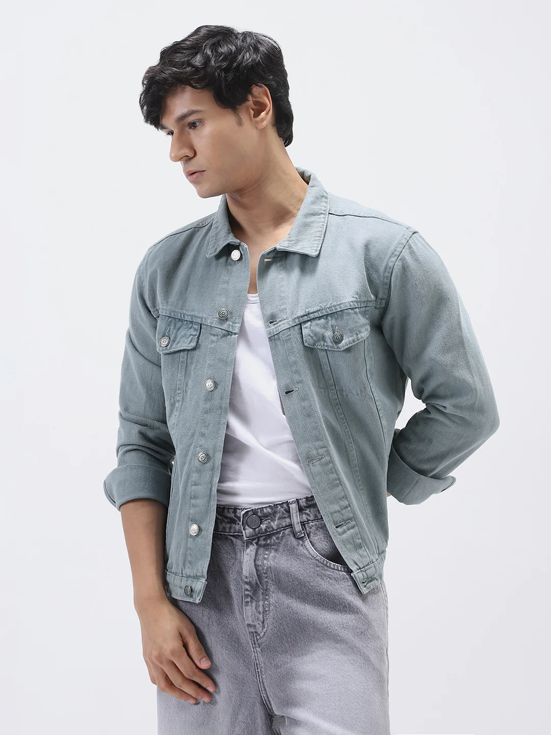 Men's Light Grey Solid Regular Fit Washed Full Sleeve Denim Jacket - Image 3