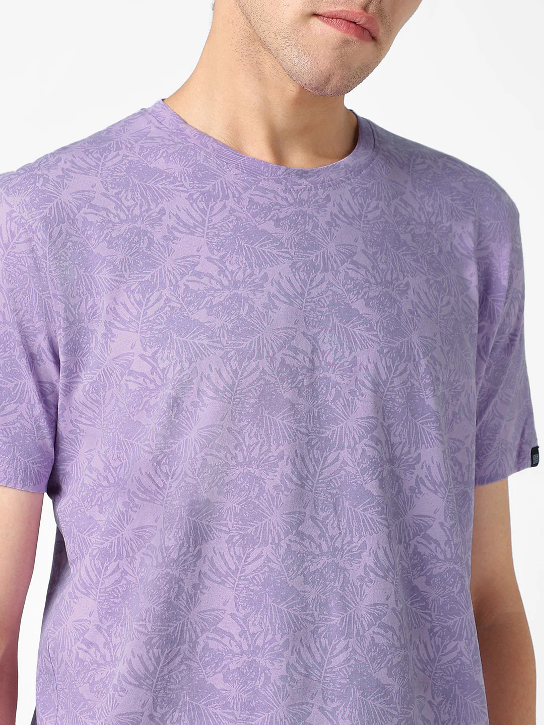 Men's Lilac Printed Half Sleeve Slim Fit Cotton T-Shirt - Image 6