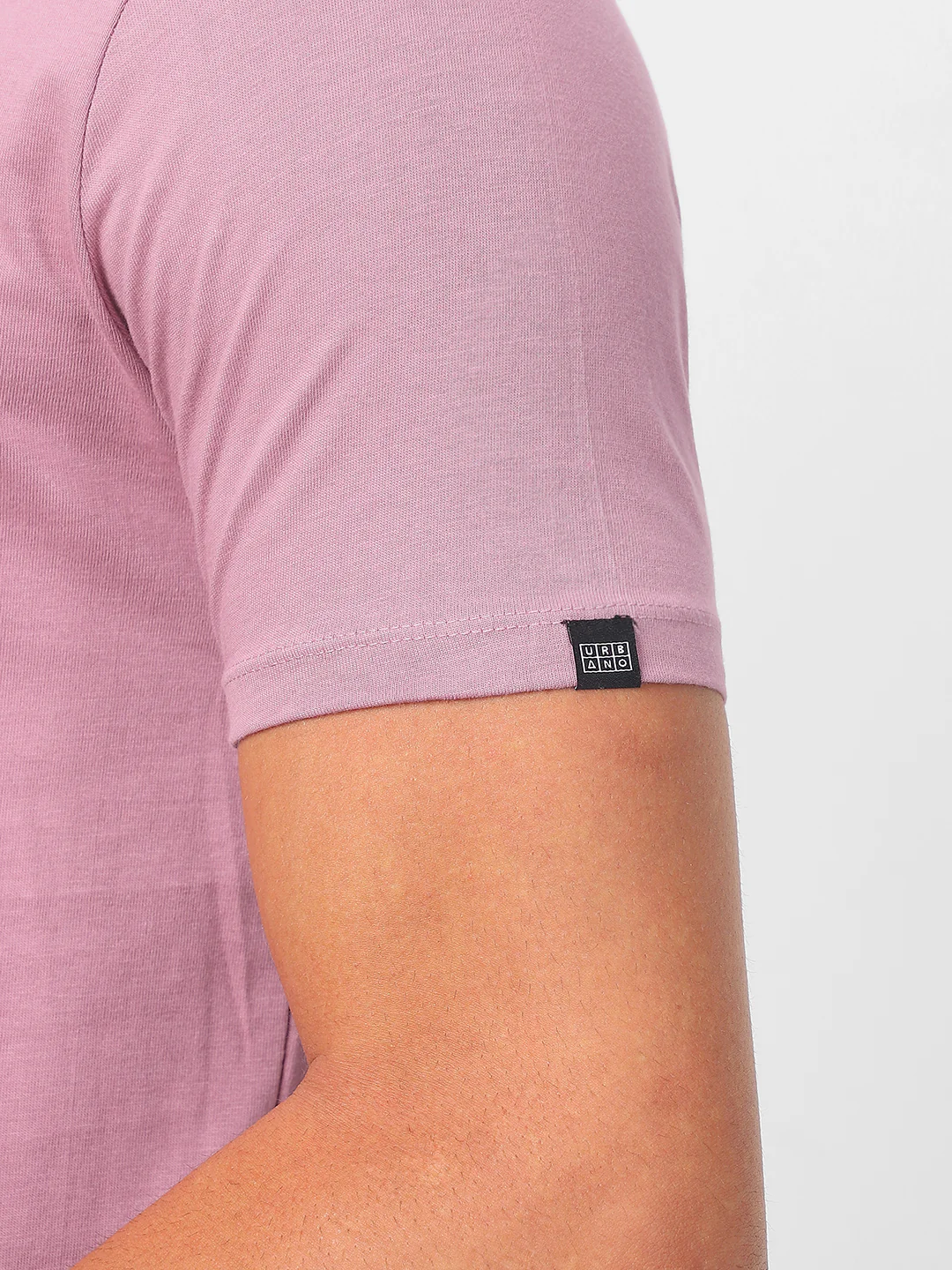 Men's Lilac Solid Mandarin Collar Slim Fit Half Sleeve Cotton T-Shirt - Image 6