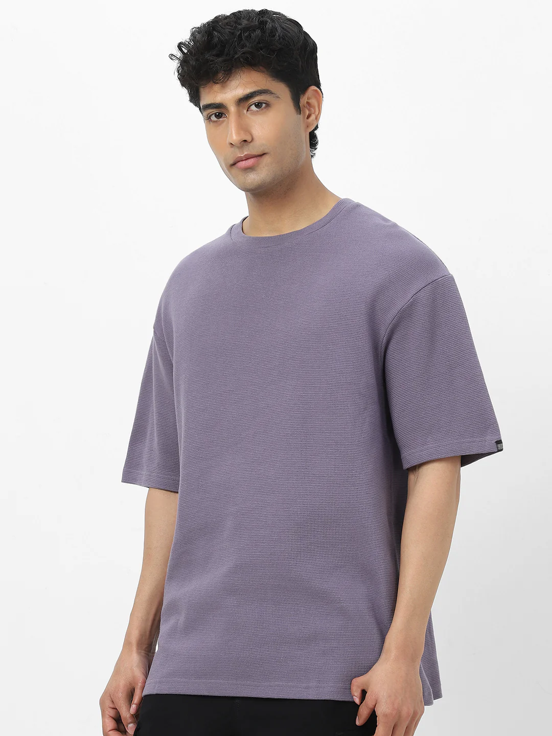 Men's Lilac Textured Round Neck Oversized Half Sleeve Cotton T-Shirt - Image 4