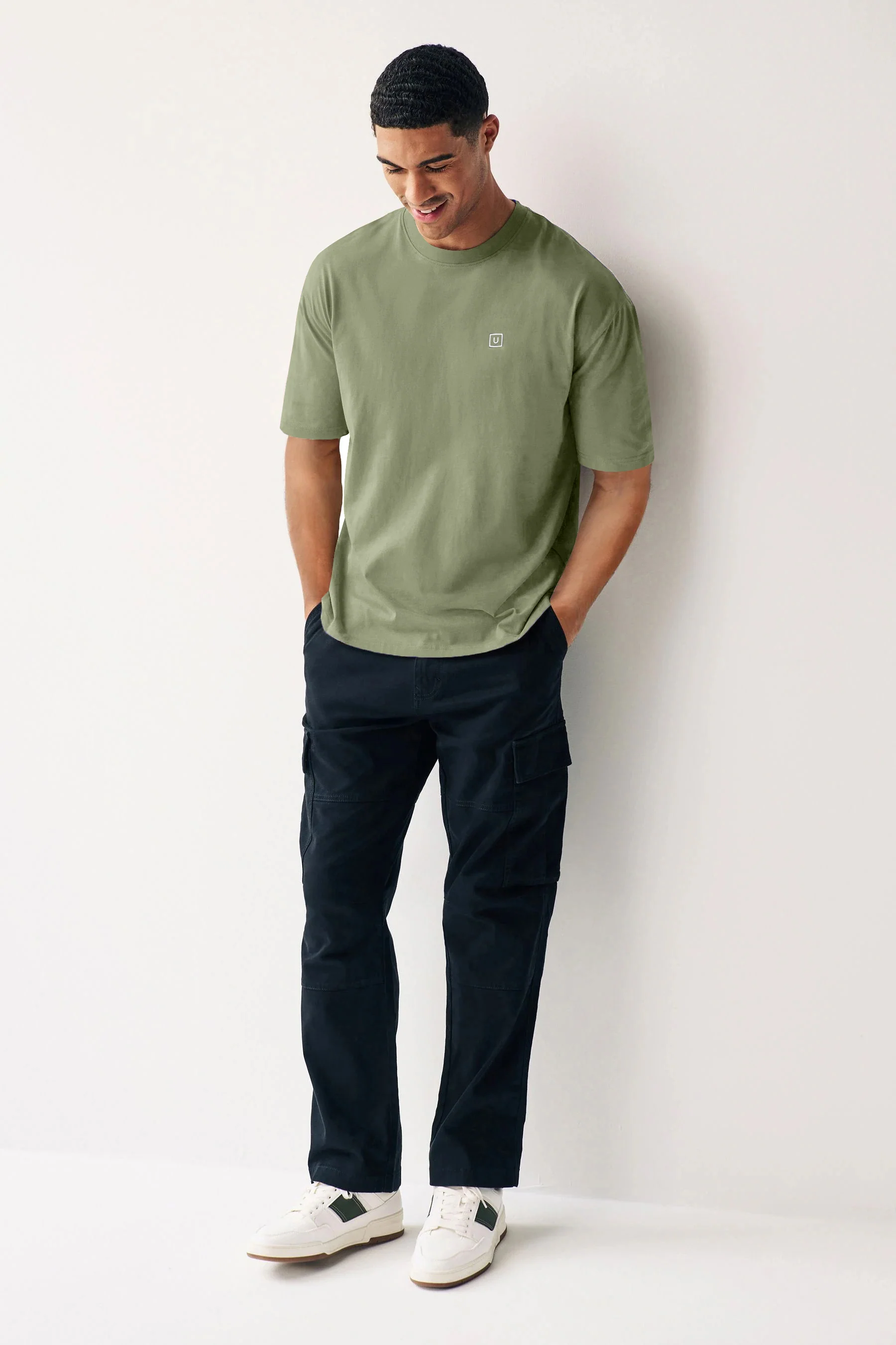 Men's Lint Green Solid Round Neck Oversized Half Sleeve Cotton T-Shirt - Image 4
