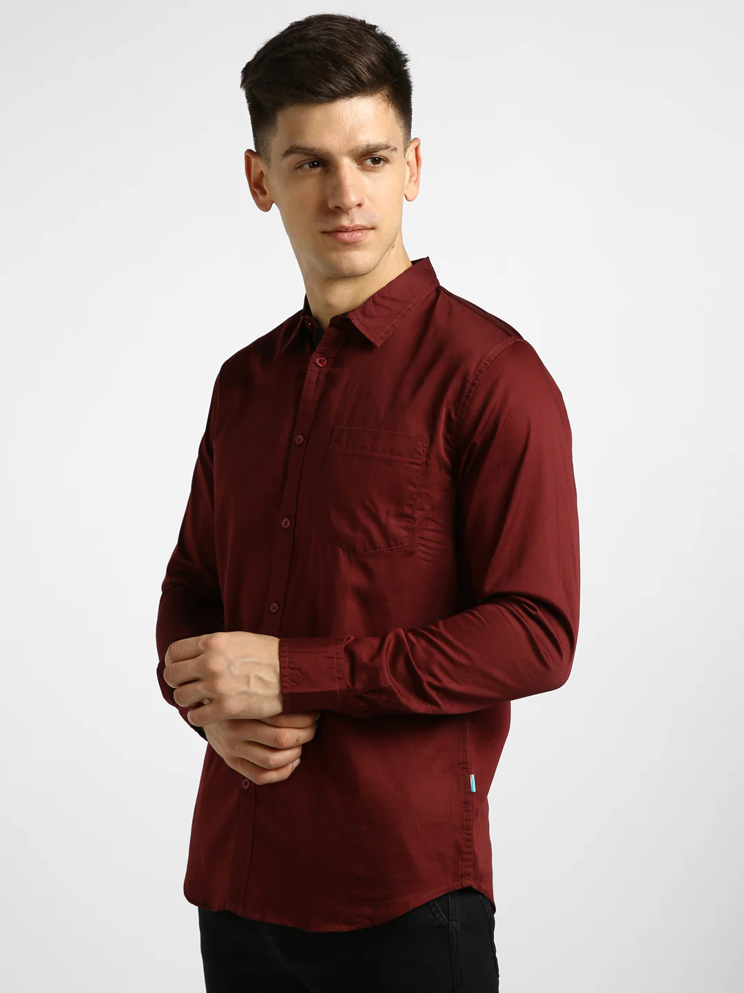 Men's Maroon Cotton Full Sleeve Slim Fit Casual Solid Shirt - Image 2