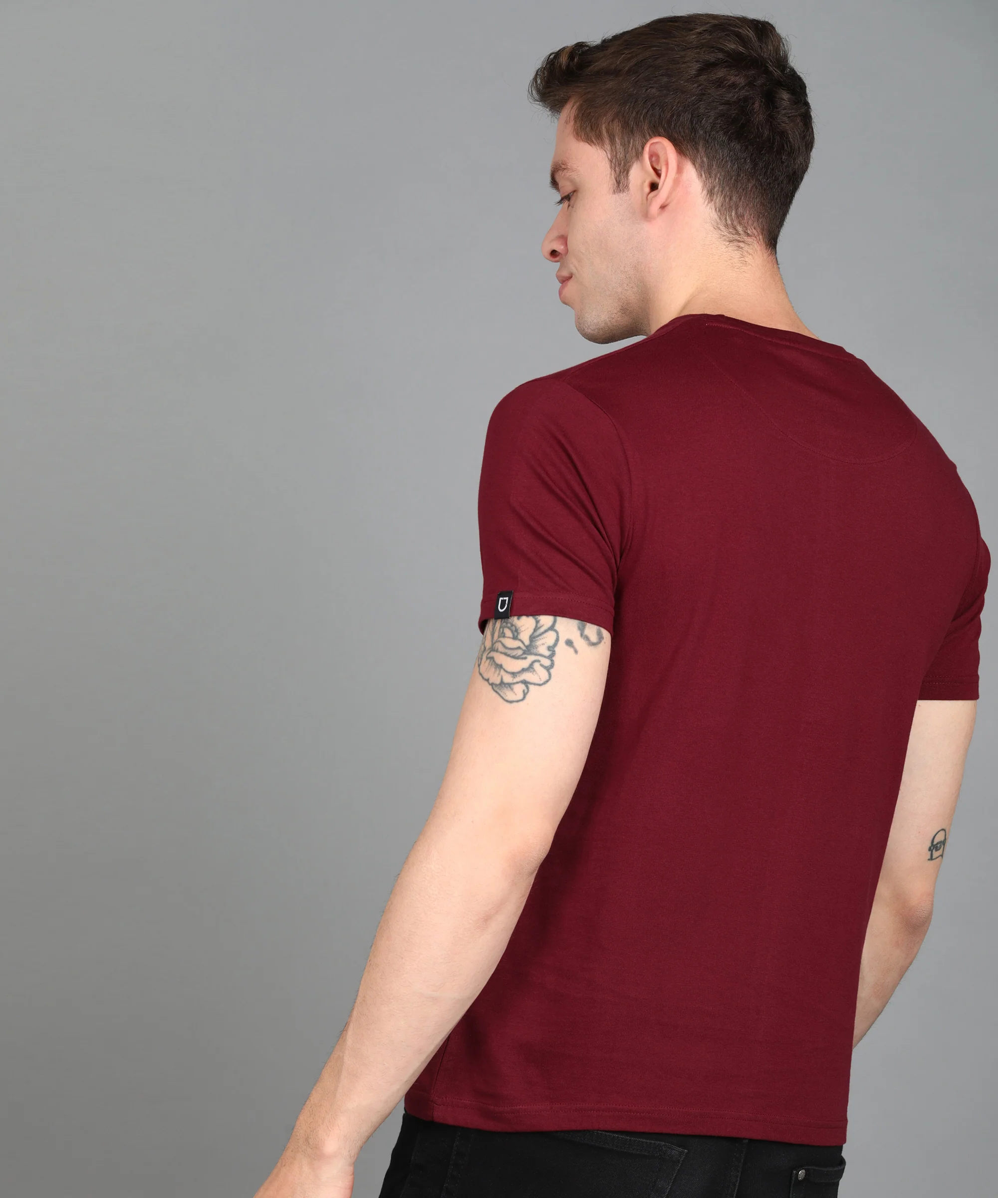 Urbano Fashion Men's Maroon Graphic Printed Round Neck Half Sleeve Slim Fit Cotton T-Shirt - Image 3