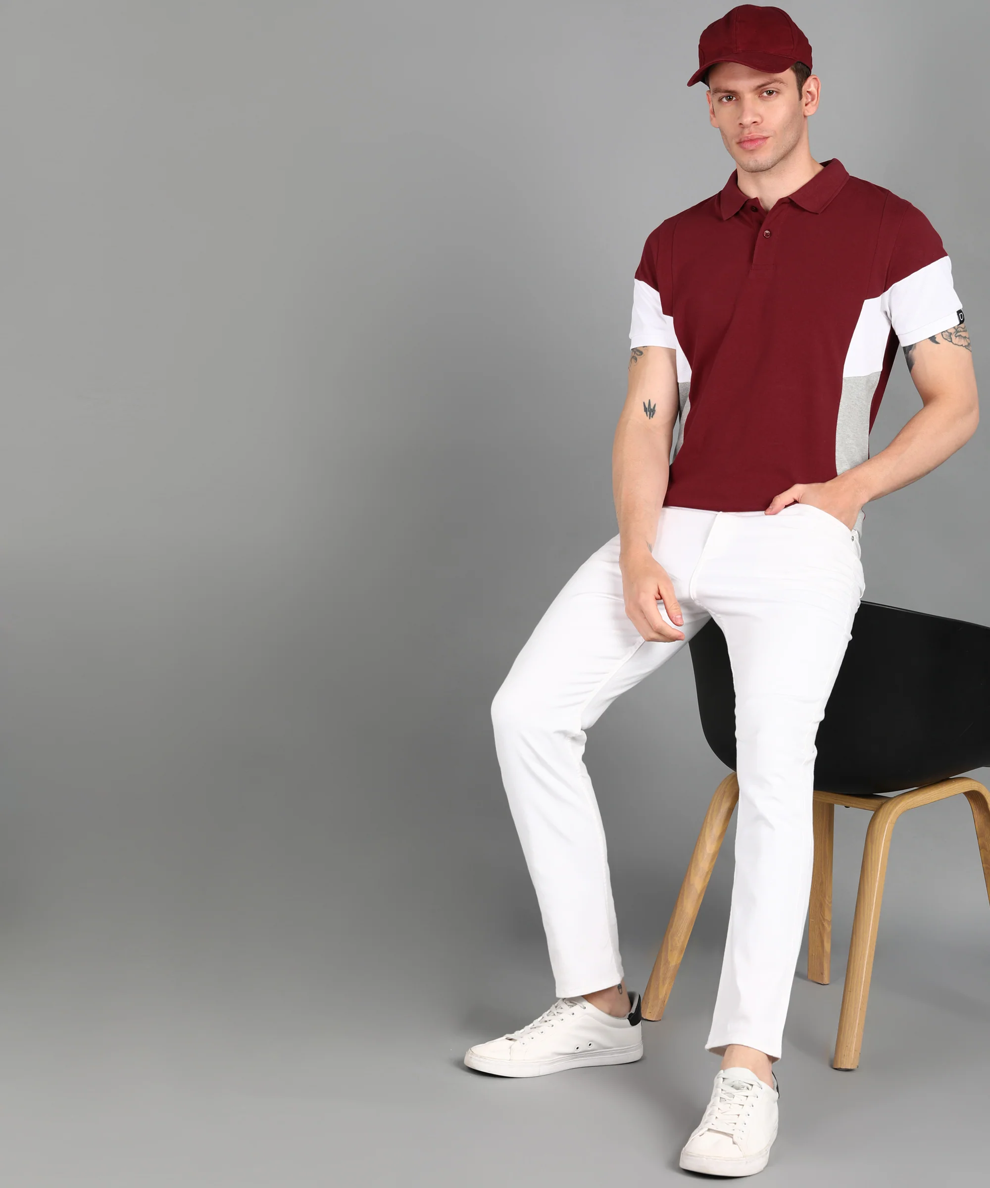 Men's Maroon, White, Grey Melange Colour-Block Slim Fit Half Sleeve Cotton Polo T-Shirt - Image 4