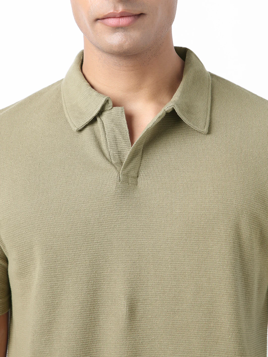 Men's Matcha Green Textured Regular Fit Half Sleeve Cotton Polo T-Shirt - Image 3