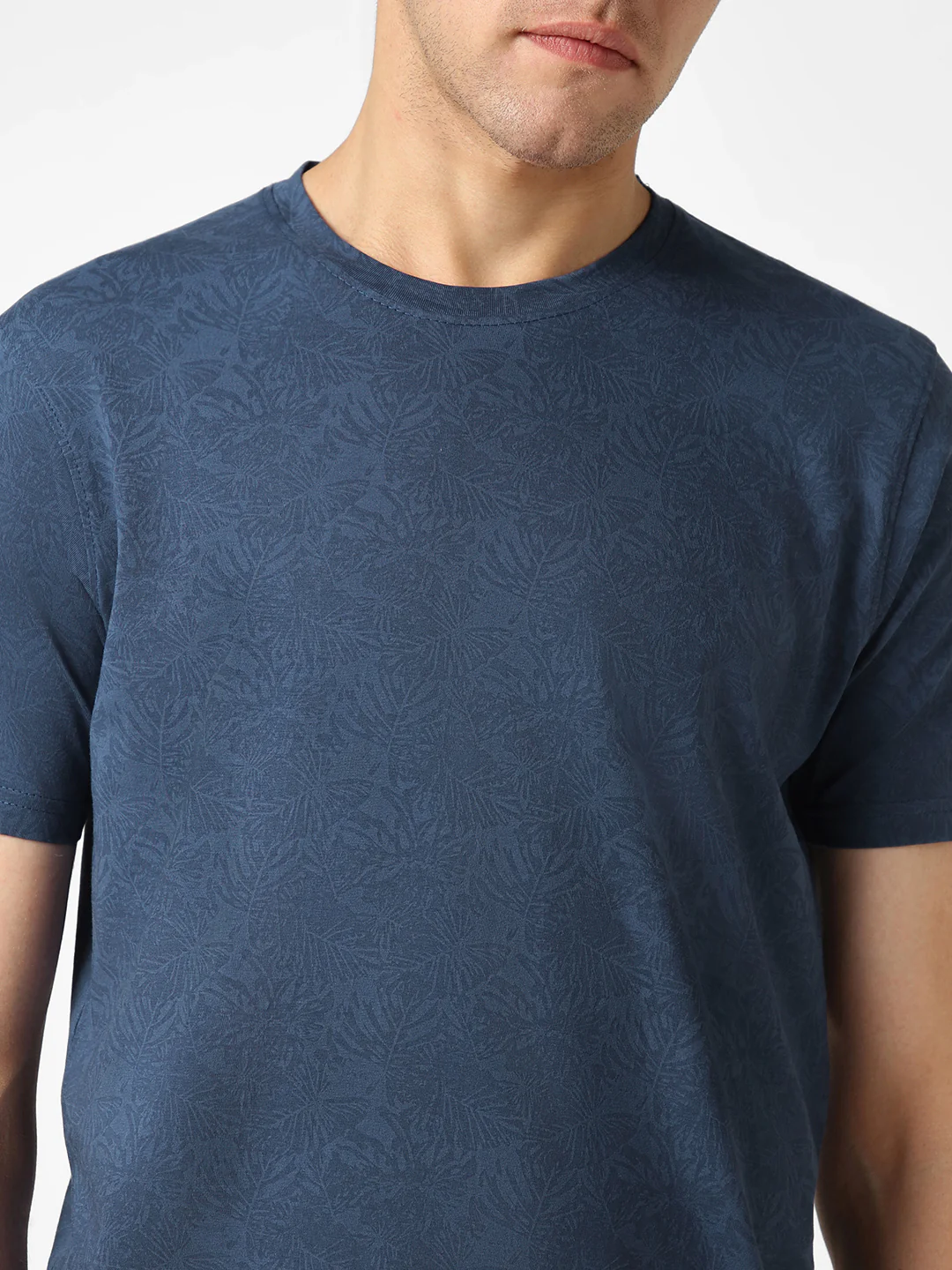 Men's Mood Indigo Printed Half Sleeve Slim Fit Cotton T-Shirt - Image 6