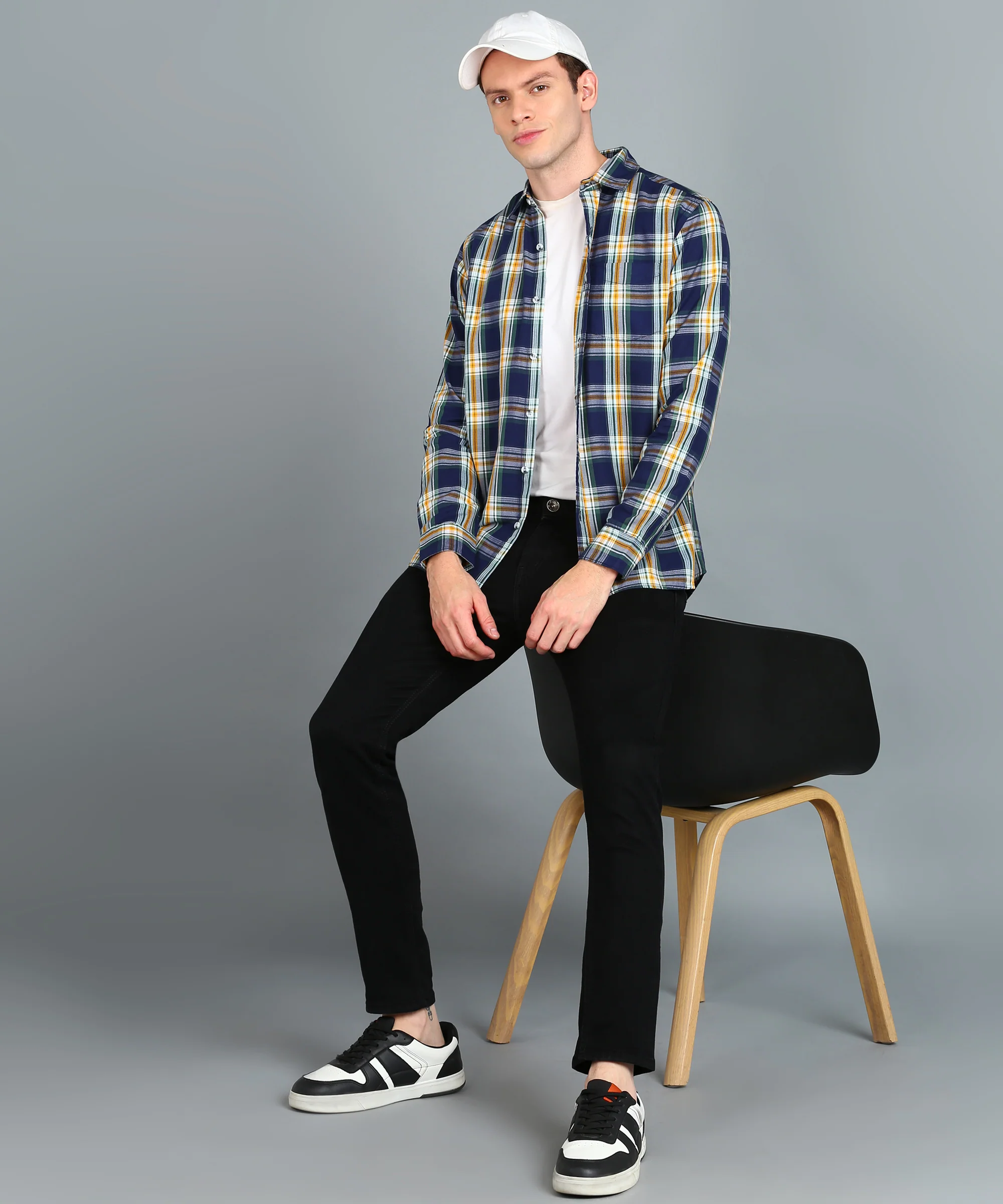 Men's Navy Blue Cotton Full Sleeve Slim Fit Casual Checkered Shirt - Image 4