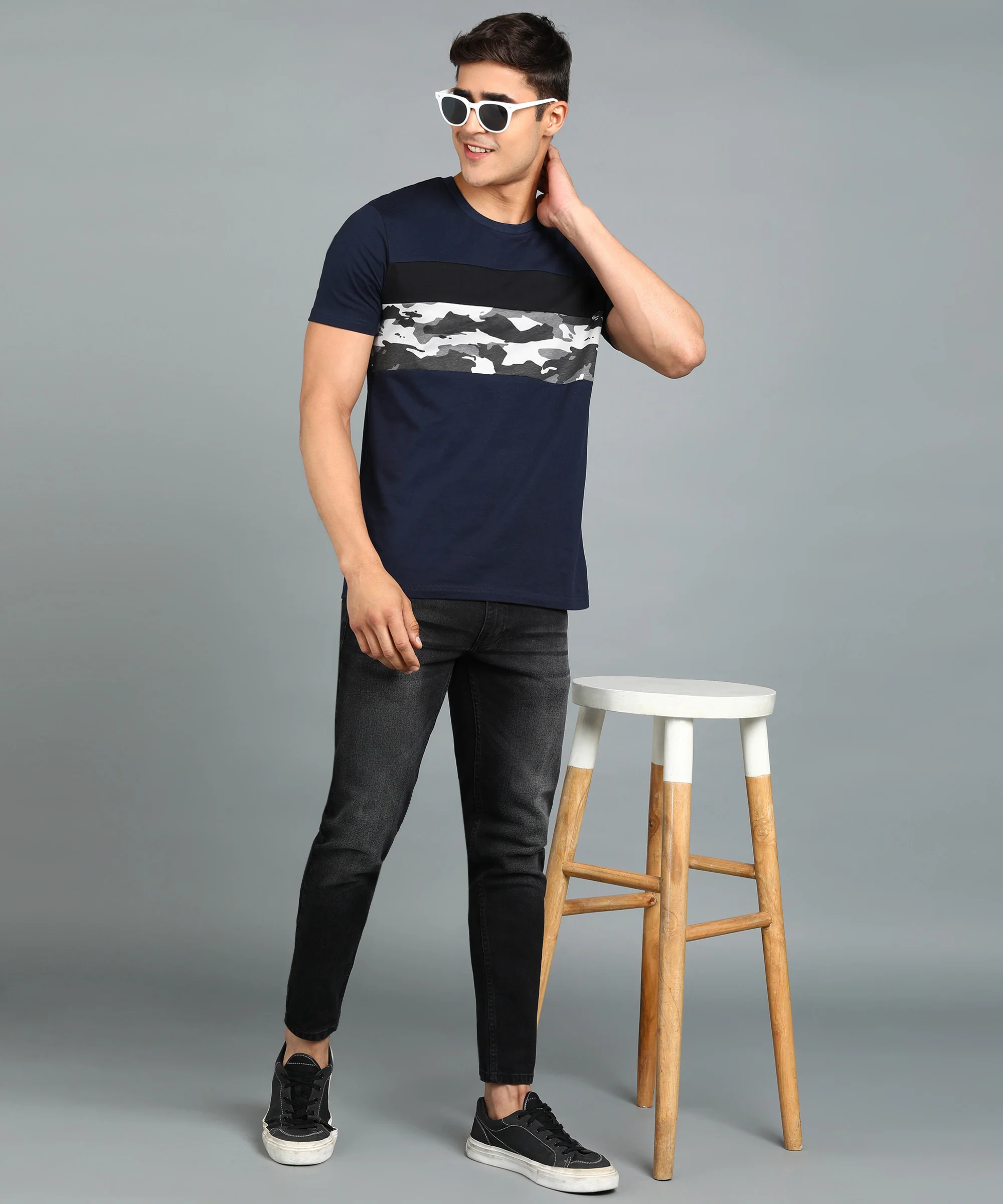 Men's Navy Blue Military Camouflage Printed Slim Fit Half Sleeve Cotton T-Shirt - Image 4