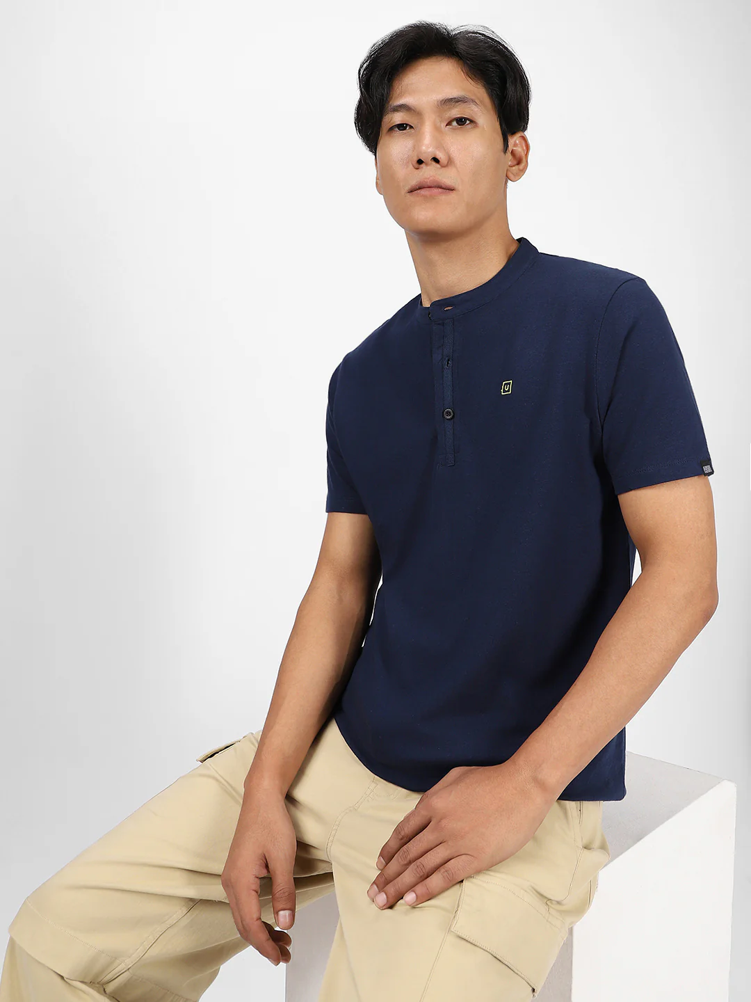 Men's Navy Blue Solid Mandarin Collar Slim Fit Cotton T-Shirt - Image 2