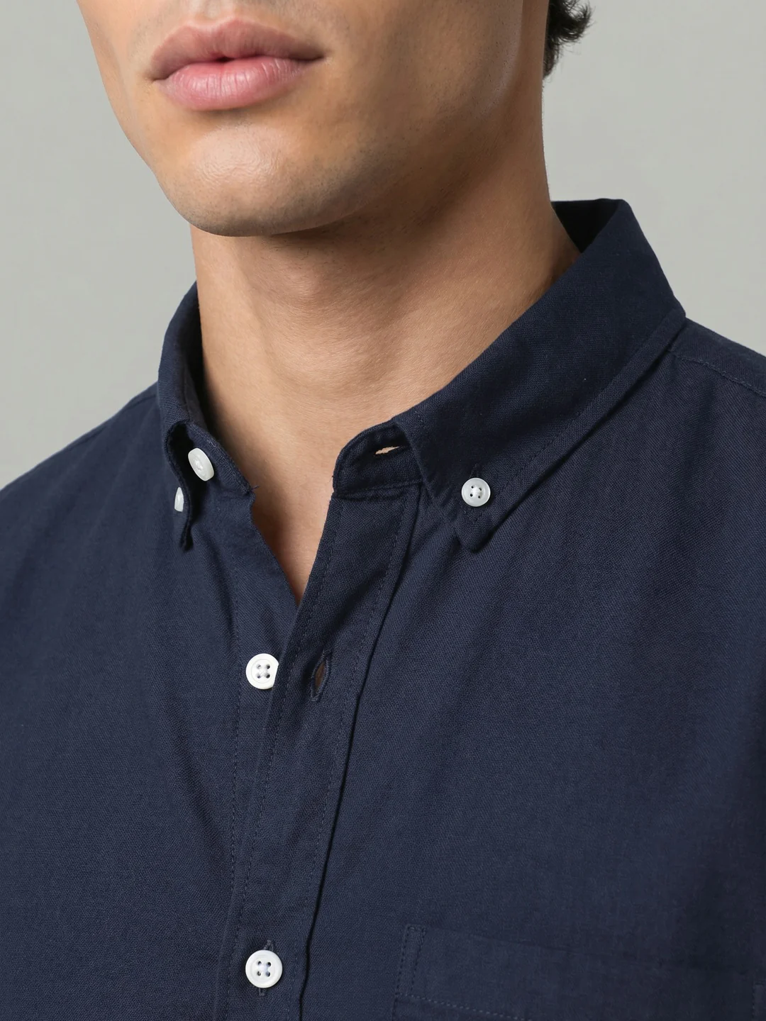 Men's Navy Cotton Full Sleeve Regular Fit Solid Oxford Shirt With Button-Down Collar - Image 5